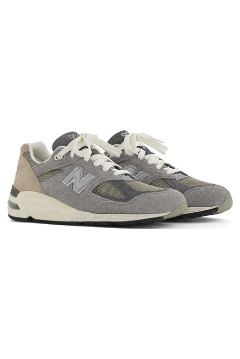 M990TD2 SNEAKERS IN MARBLEHEAD GREY 2