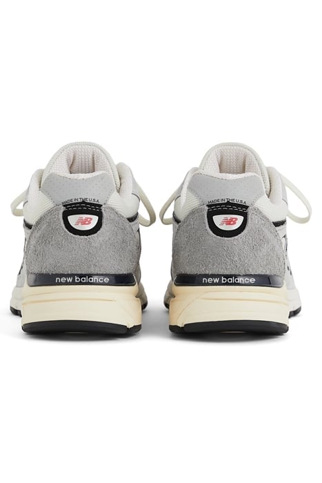 U990TG4 SNEAKERS IN GREY 4