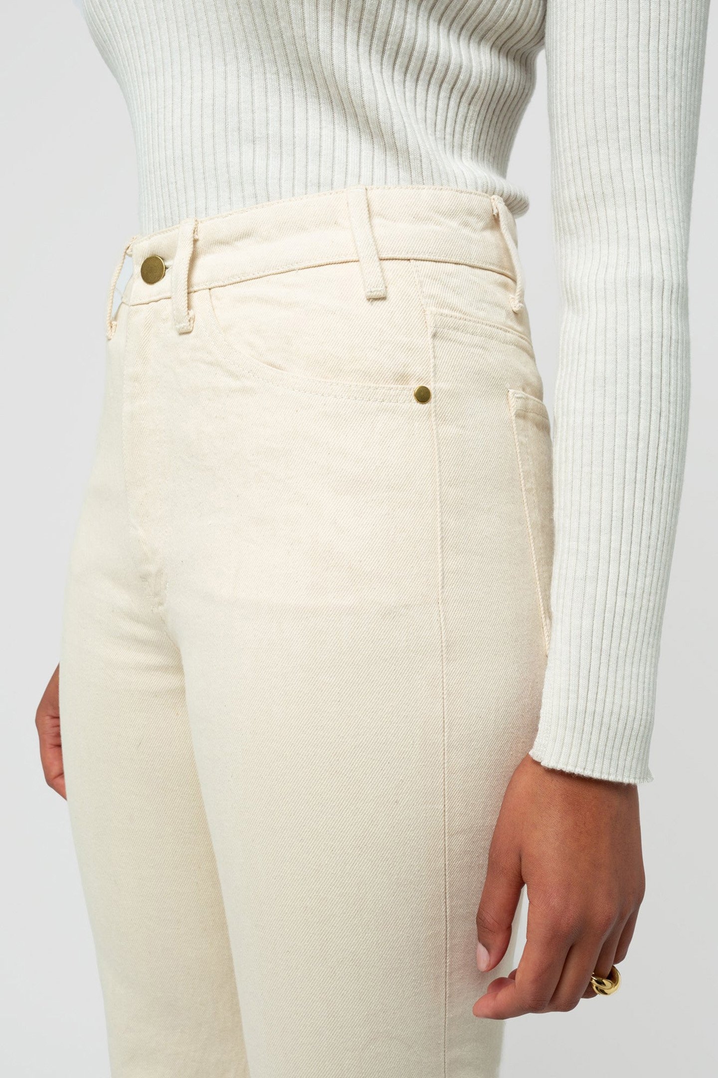 LIGHT FLARED DENIM JEANS ECRU 5