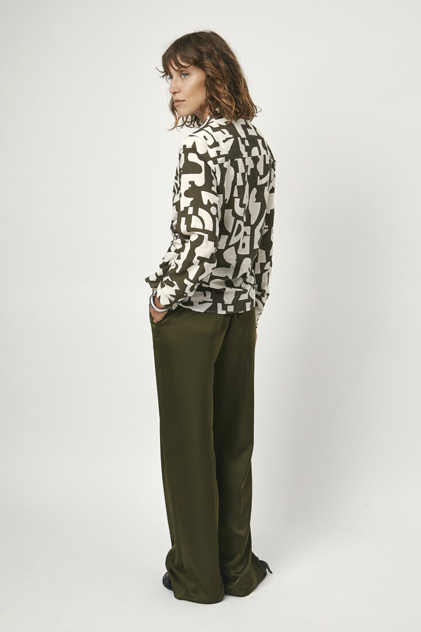 OZANE PRINTED DRAPEY BLOUSE JUNGLE LEAF 2