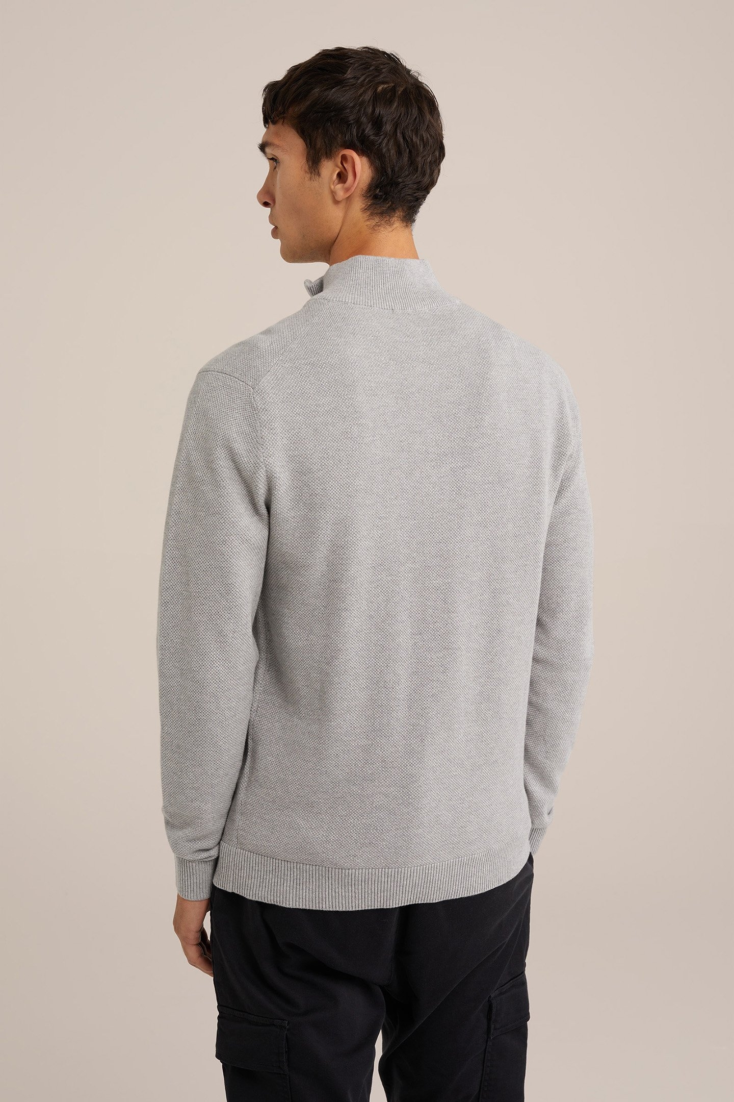 HALFWAY ZIPPER LIGHT GREY 2