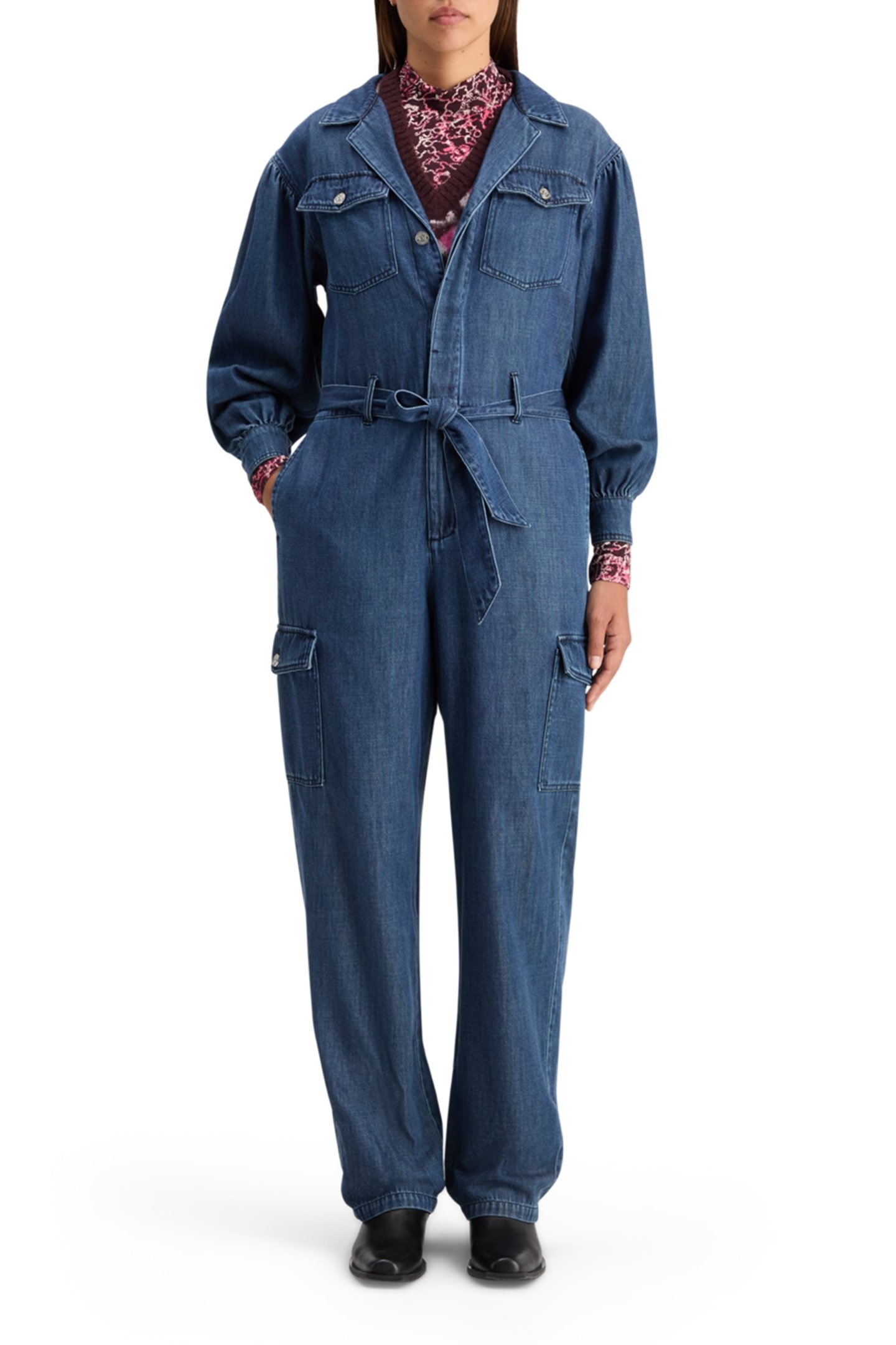 LIGHTWEIGHT DENIM JUMPSUIT IN DARK WASH WITH TONAL DETAILING 5