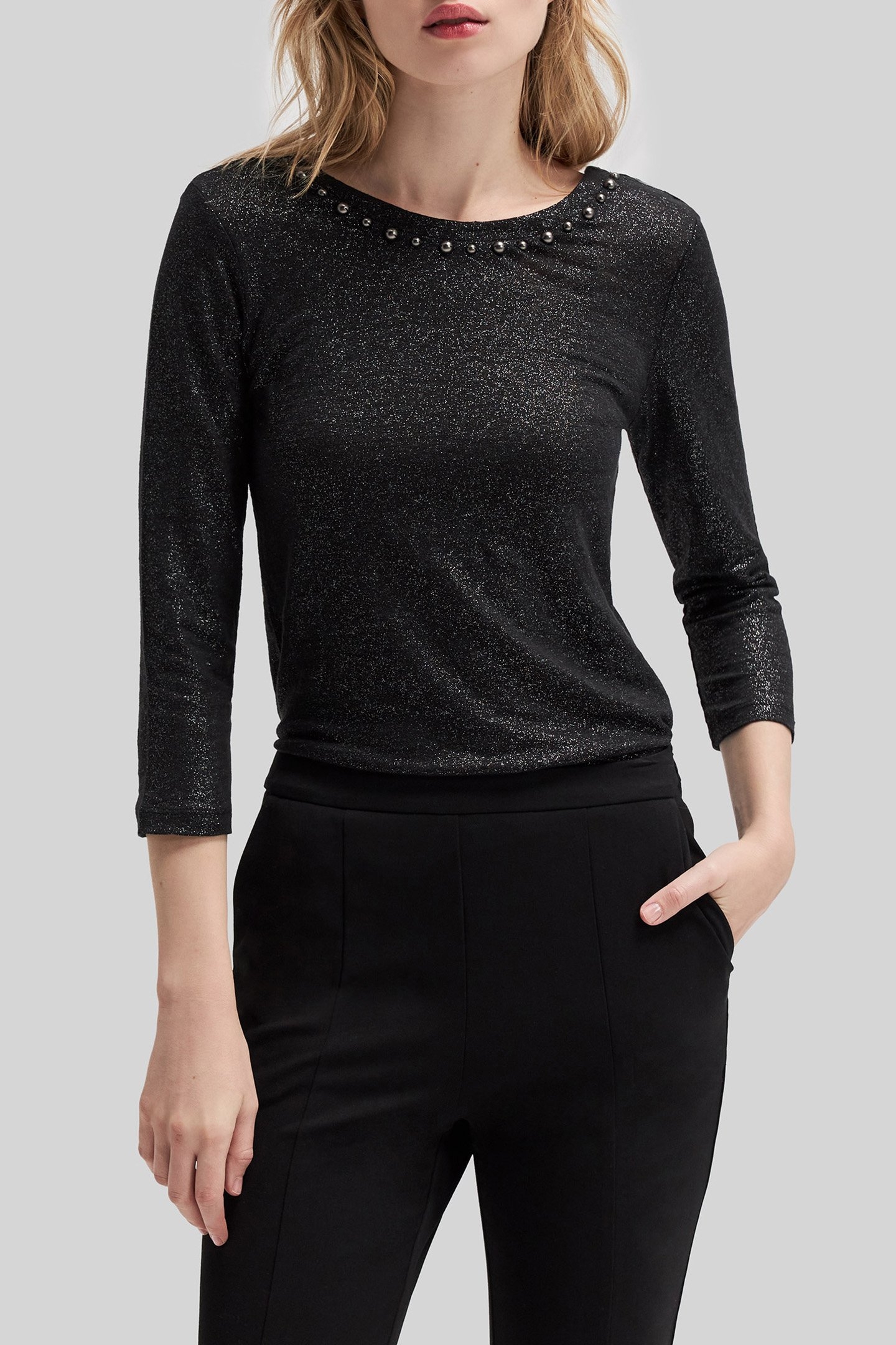 100% LINEN KNITTED BLACK SEQUINED V-NECK T-SHIRT 1