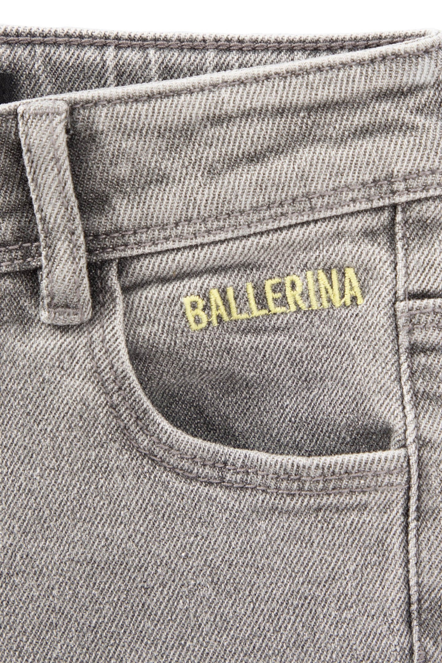 GIRLS’ GREY WIDE LEG JEANS, FIXED FRINGED TURNED UP CUFFS 4