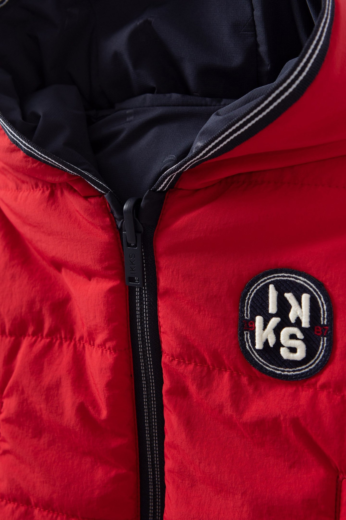 BOYS’ NAVY/RED REVERSIBLE BODYWARMER 6