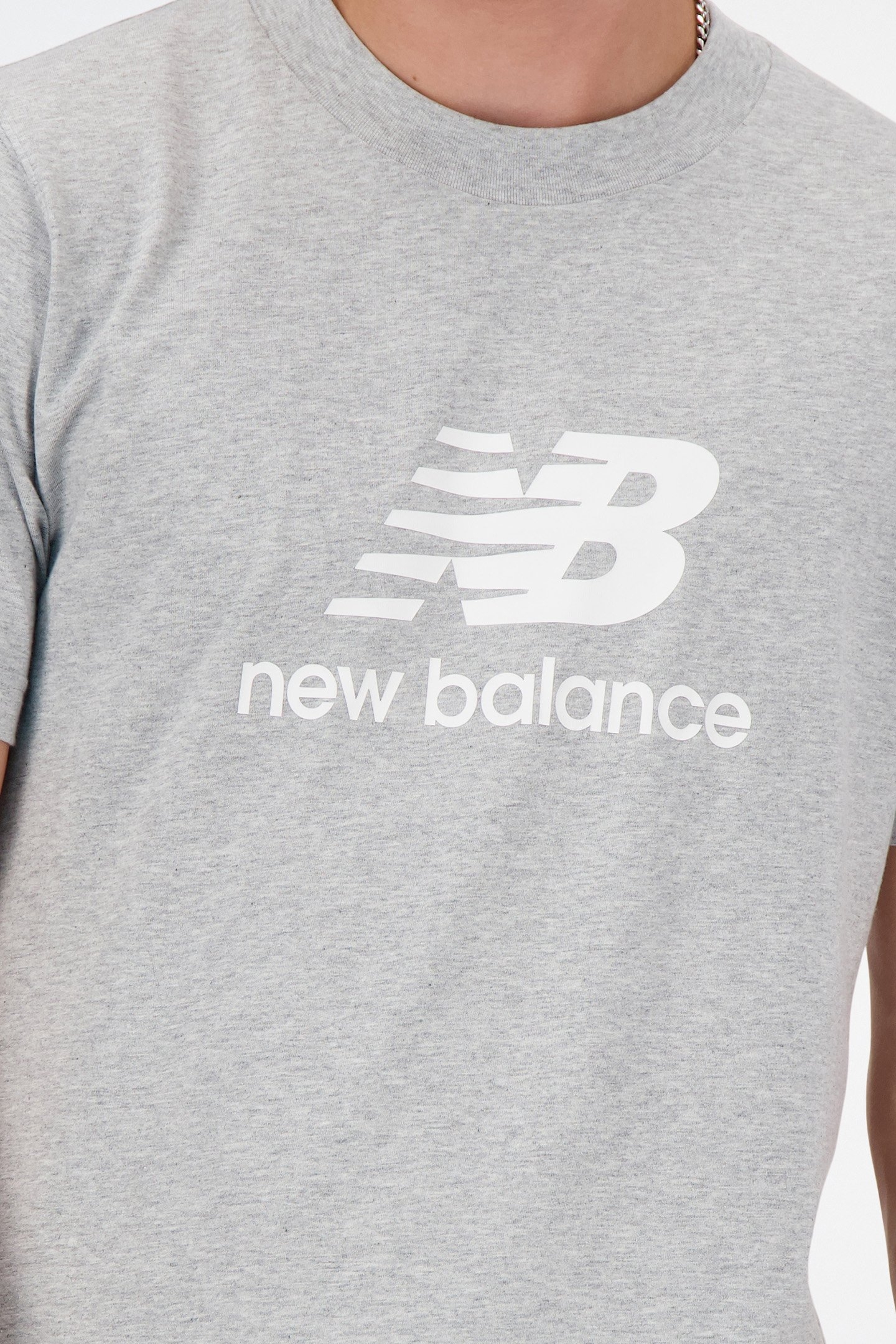NB ESSENTIALS LOGO T-SHIRT IN GREY 6