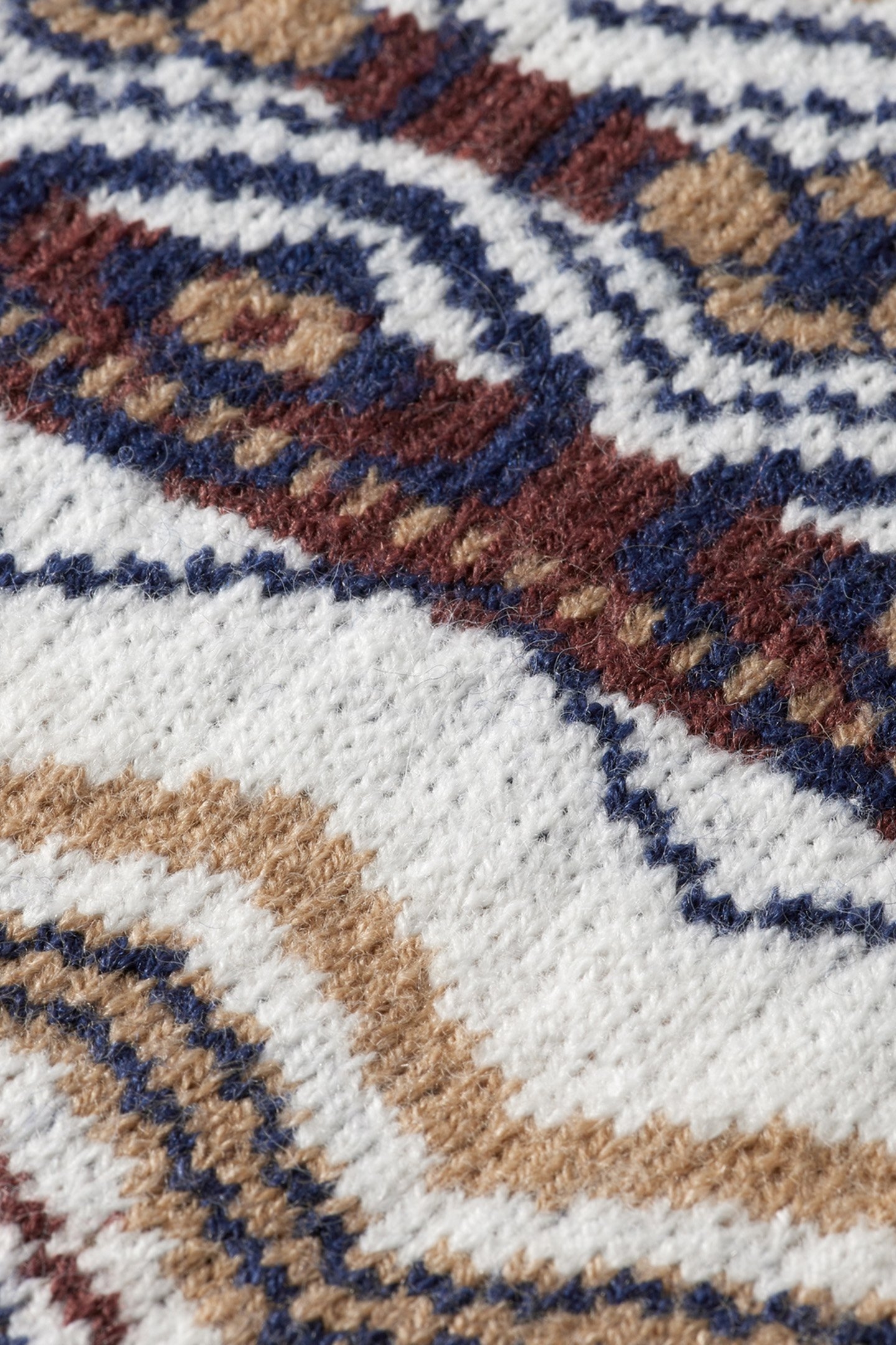 DROPPED SHOULDER JACQUARD ALL OVER FAIRISLE DISTORTED AOP 8