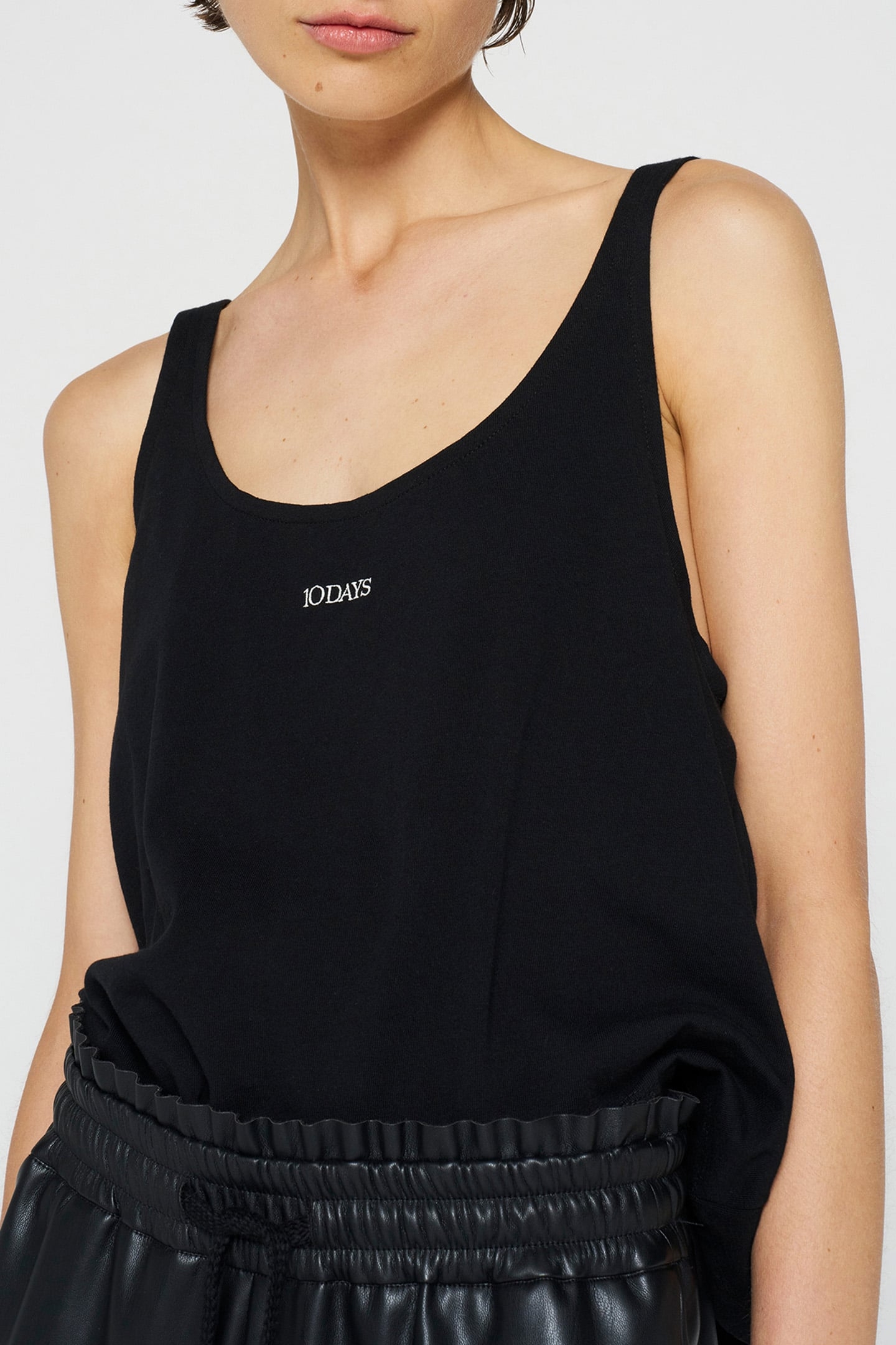 COTTON TANK TOP BLACK 1