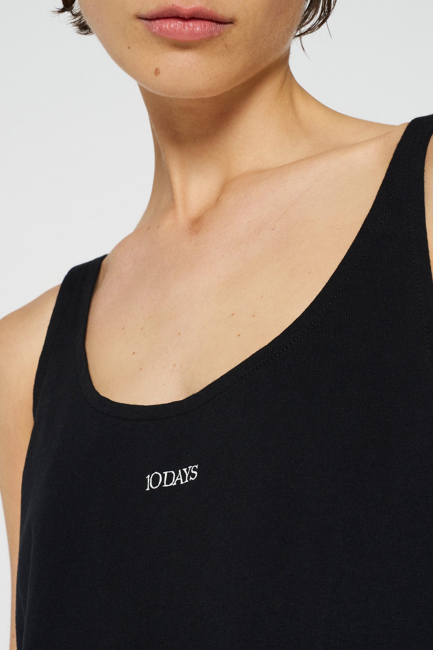 COTTON TANK TOP BLACK 6