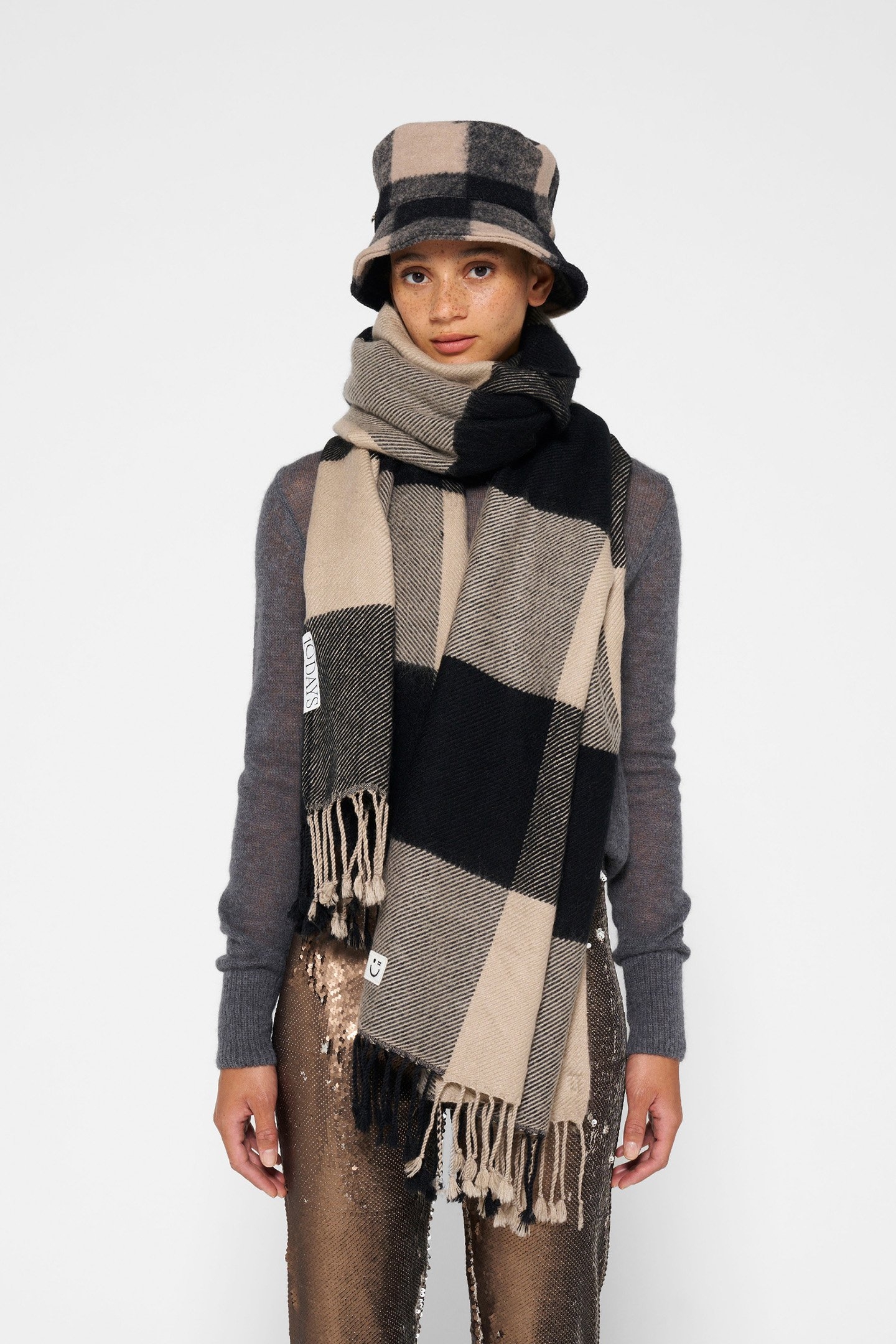 WOOL HAT CHECK SAFARI 3