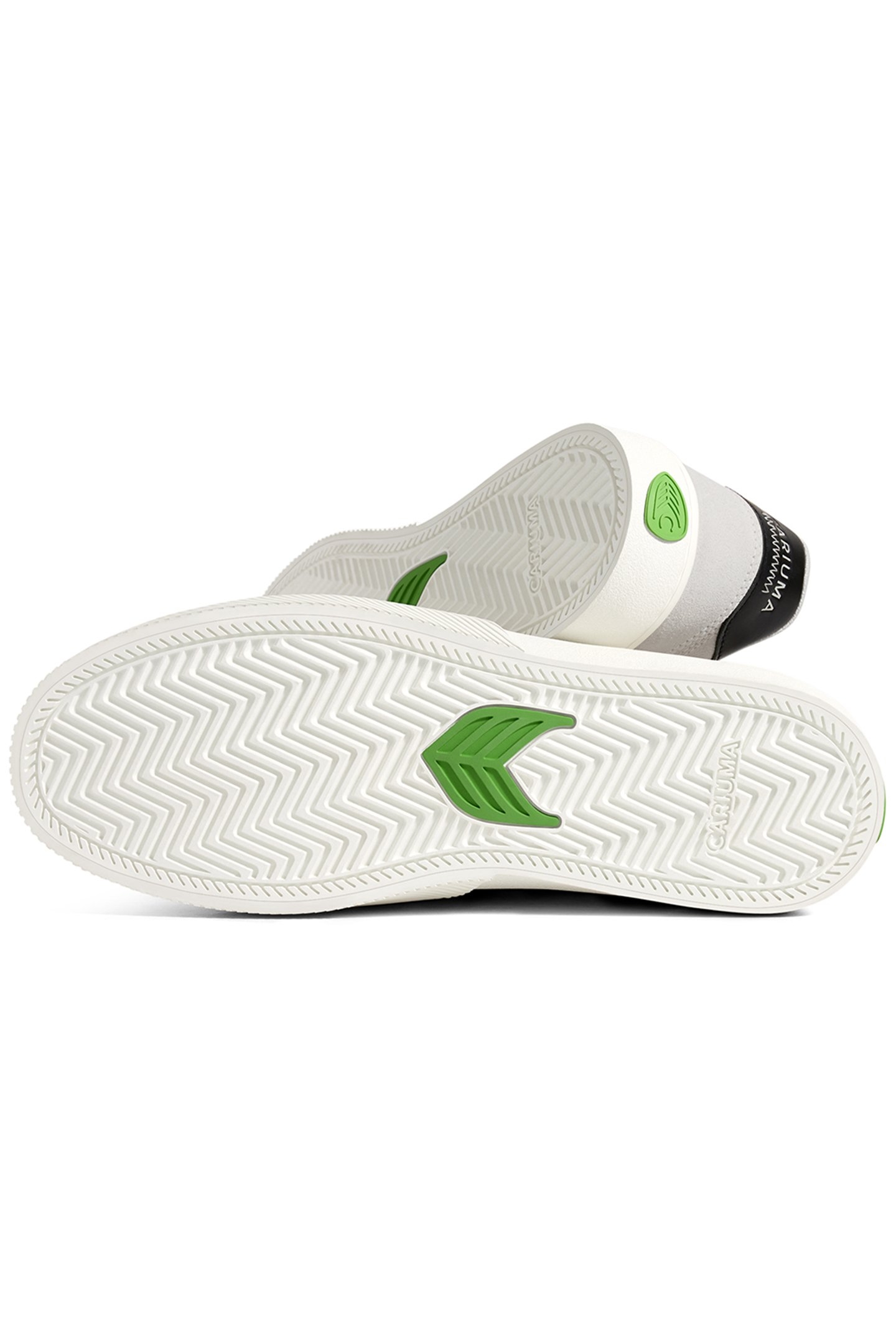 NAIOCA SMOKE WHITE SUEDE BLACK LOGO SNEAKER 4