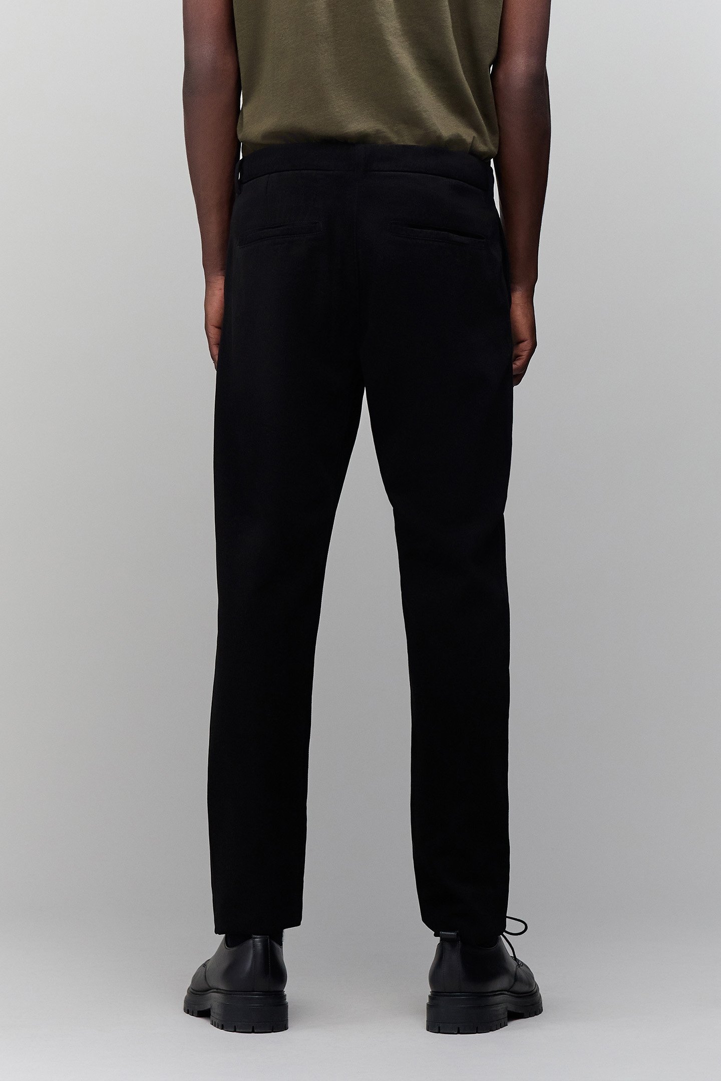 BLACK SLIM CHINO PANTS 2