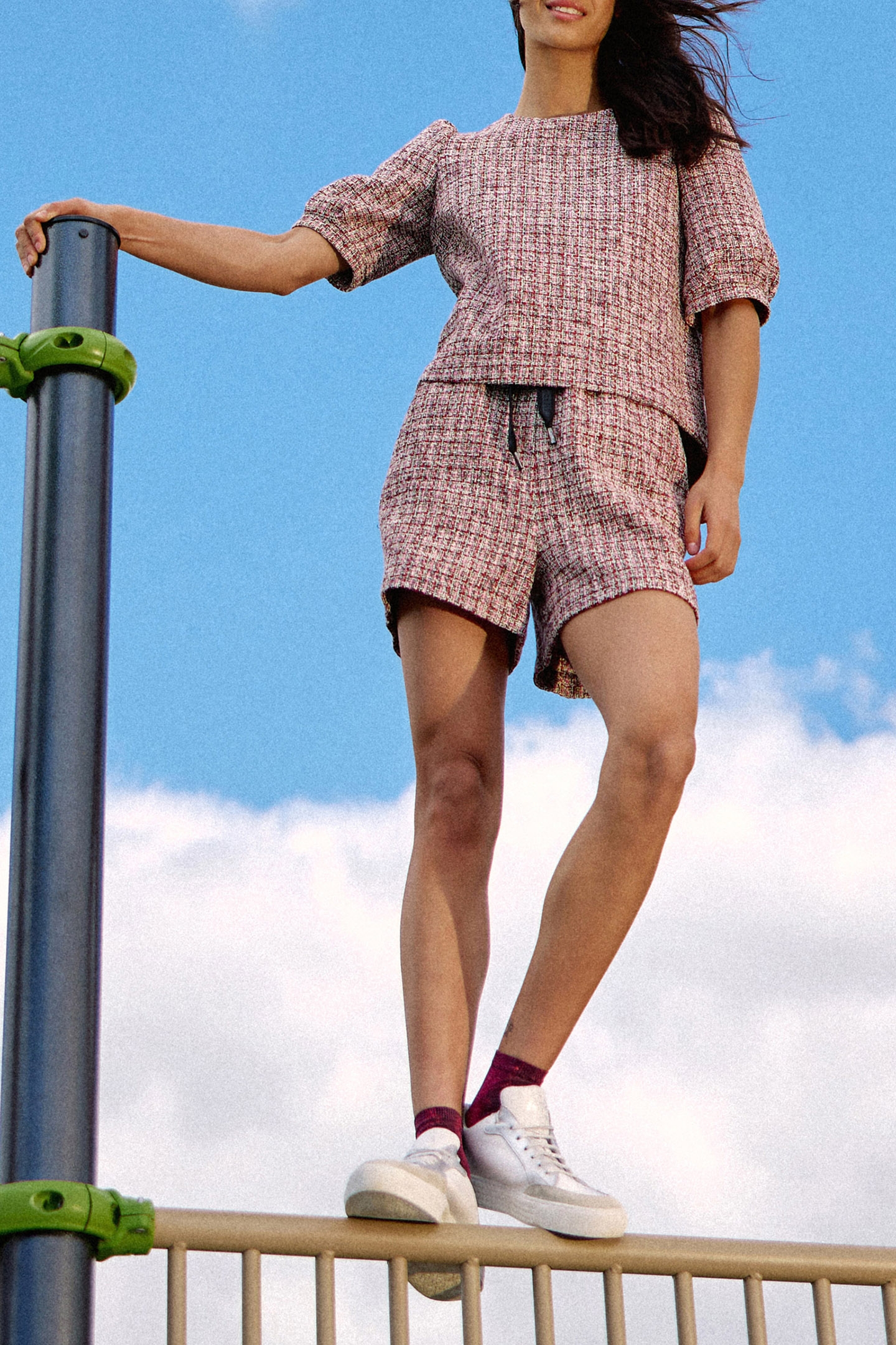 RED DECORATIVE TWEED-STYLE SHORTS 7