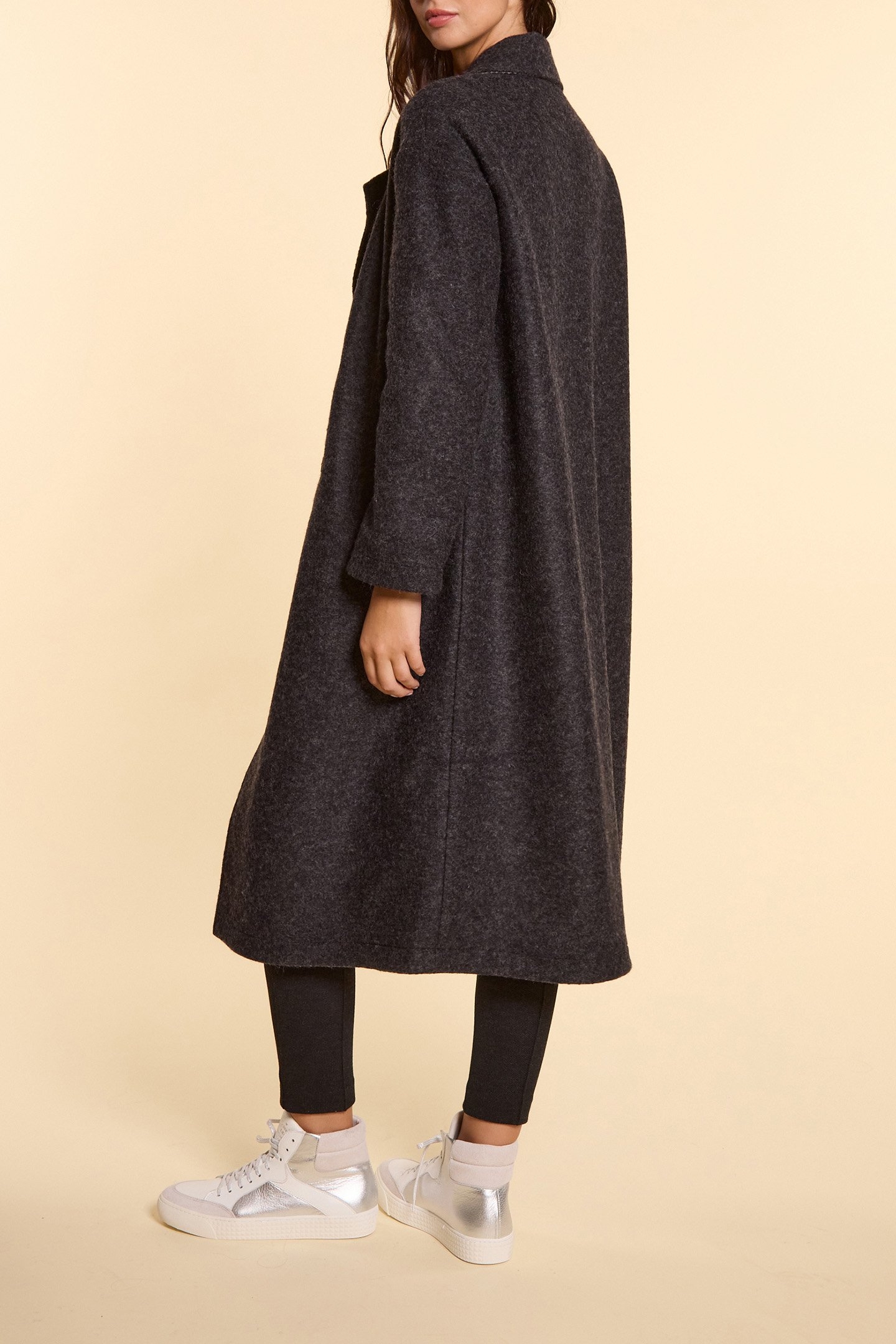 GREY/CHEVRON MOTIF REVERSIBLE COAT 2