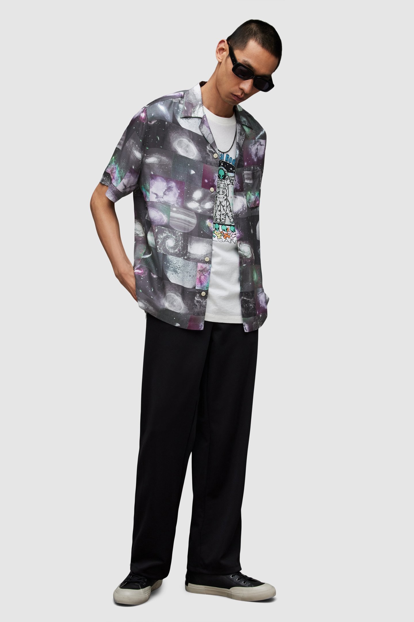 OUT THERE SS SHIRT JET BLACK 5