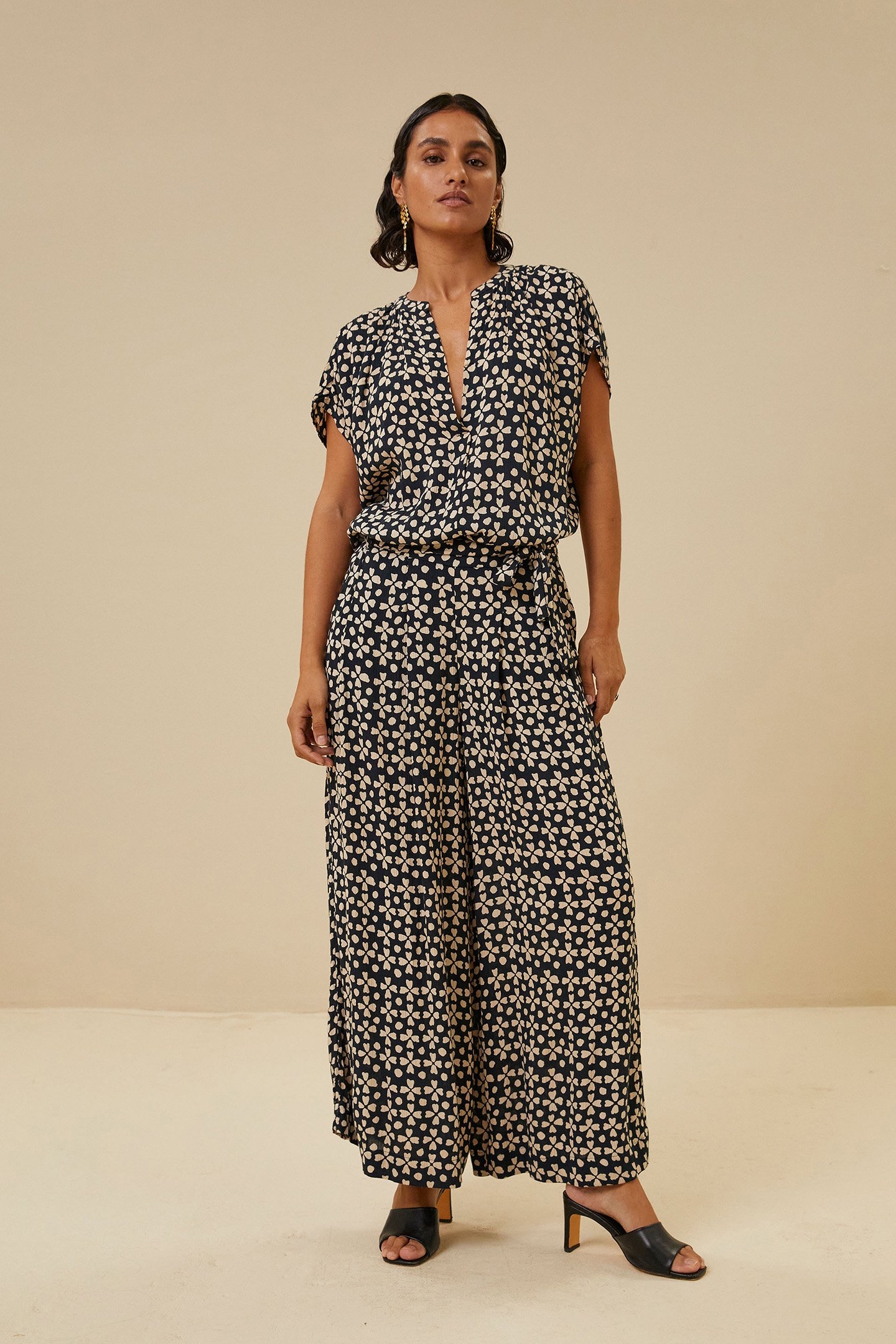 WANDA KHANDI PANT KHANDI PRINT 1