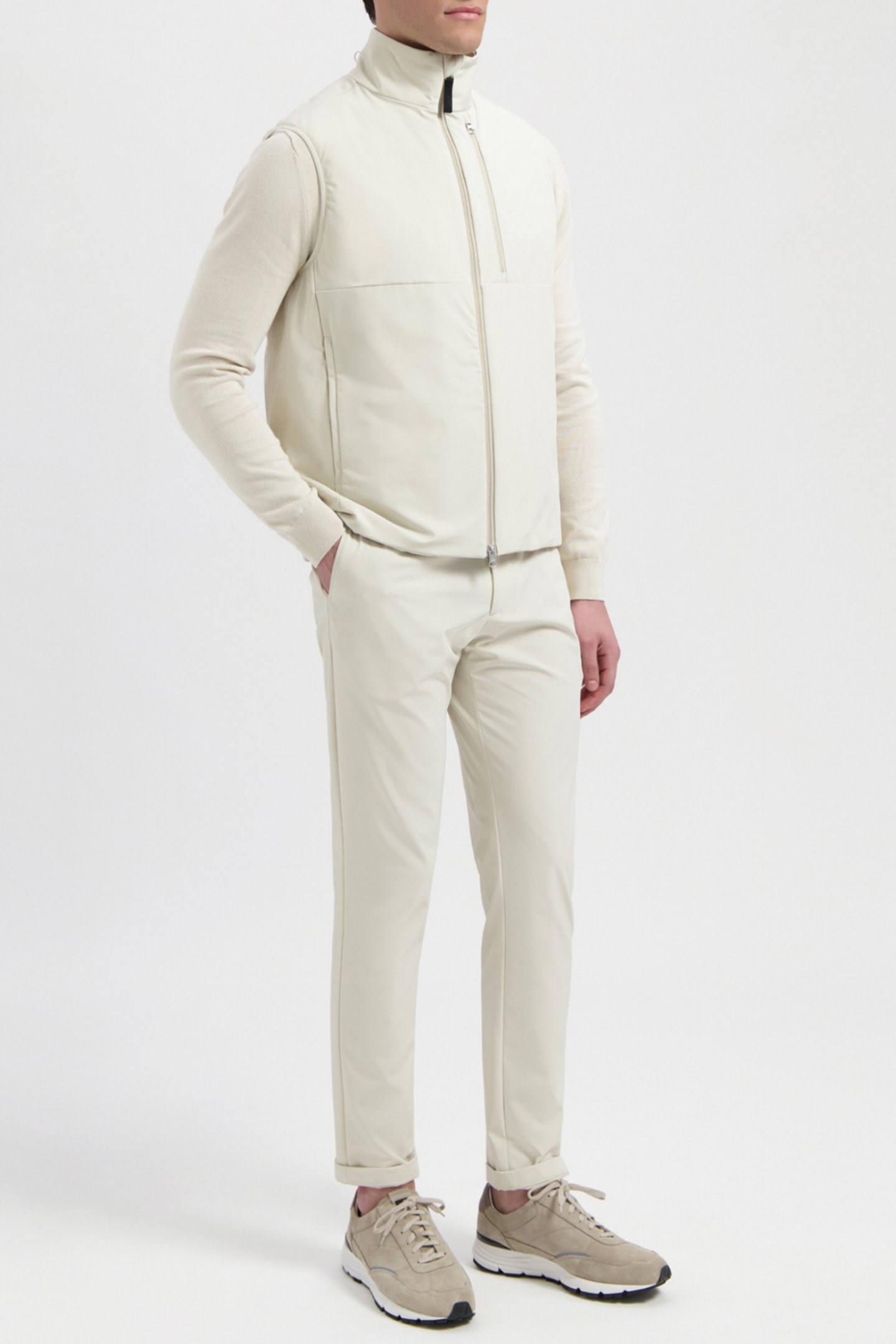 TAYLOR | TECH STRETCH VEST WHITE SAND 1