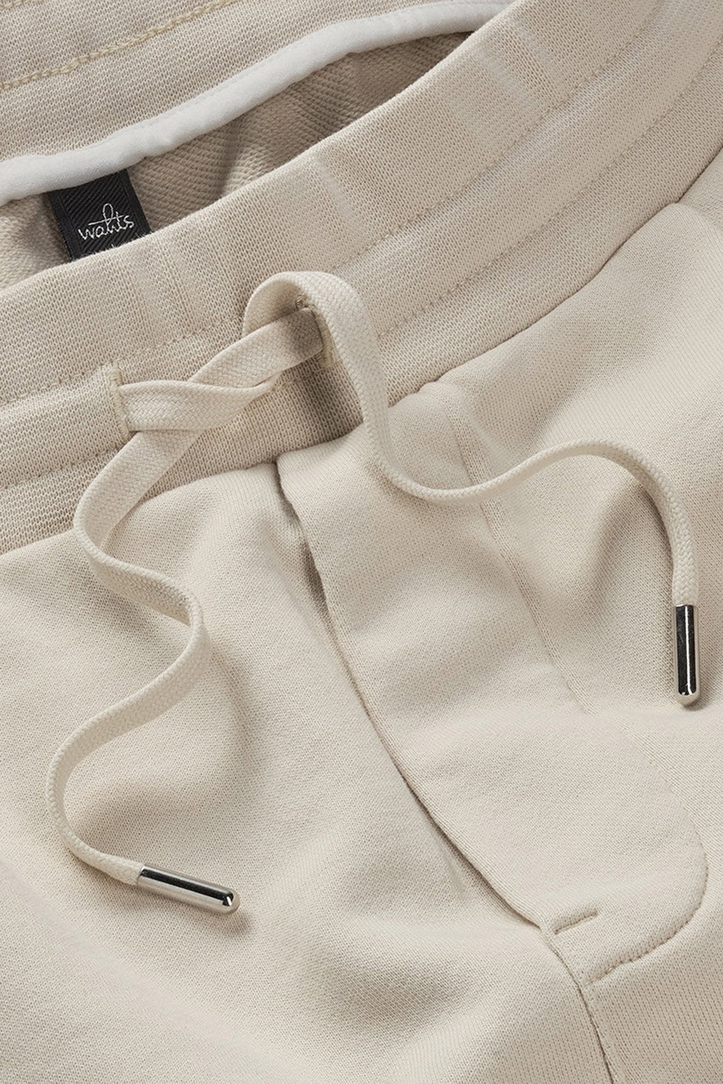 HAYDEN | JERSEY PLEATED SWEATSHORTS WHITE SAND 4