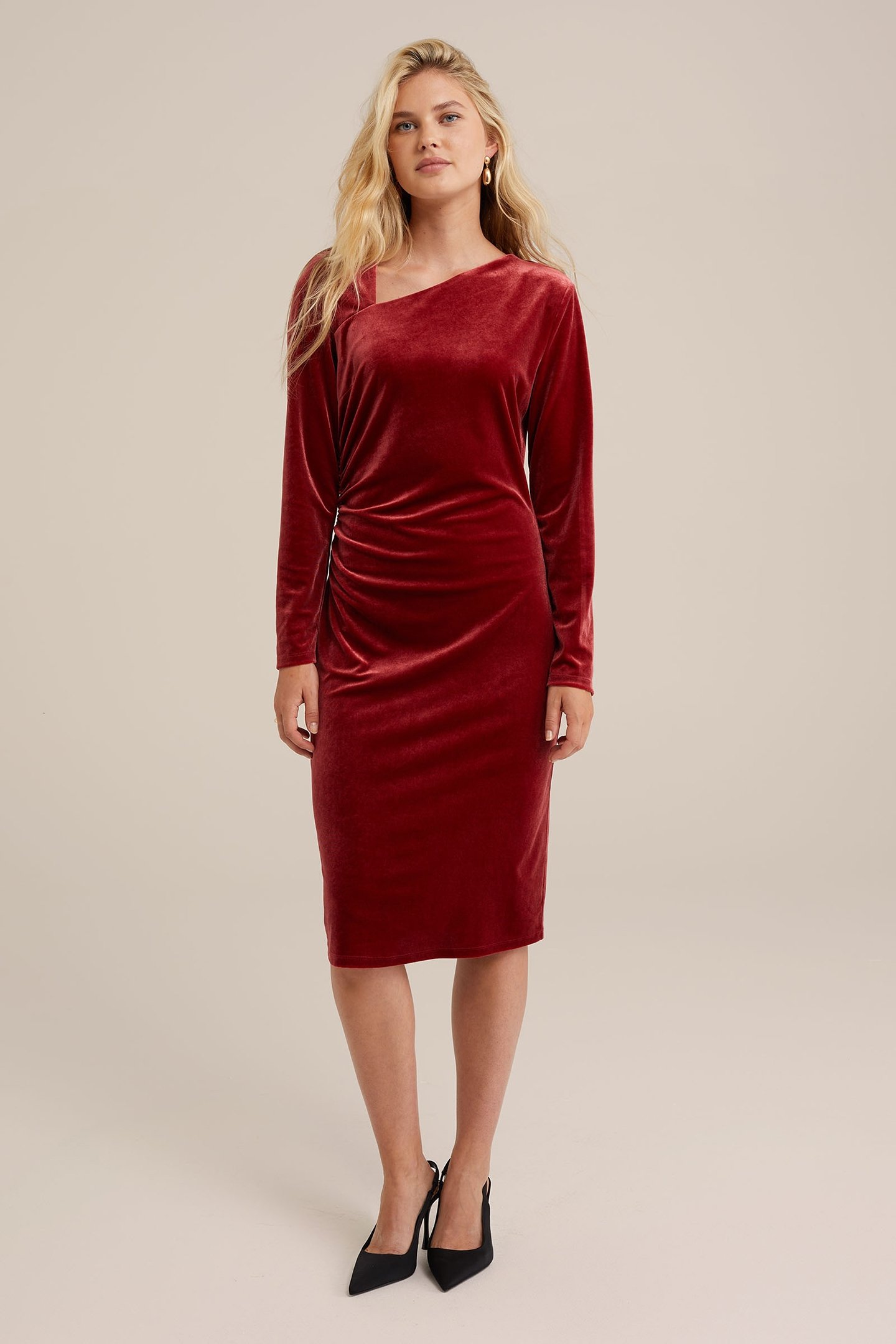 DRESS MID LENGTH VINTAGE RED 2