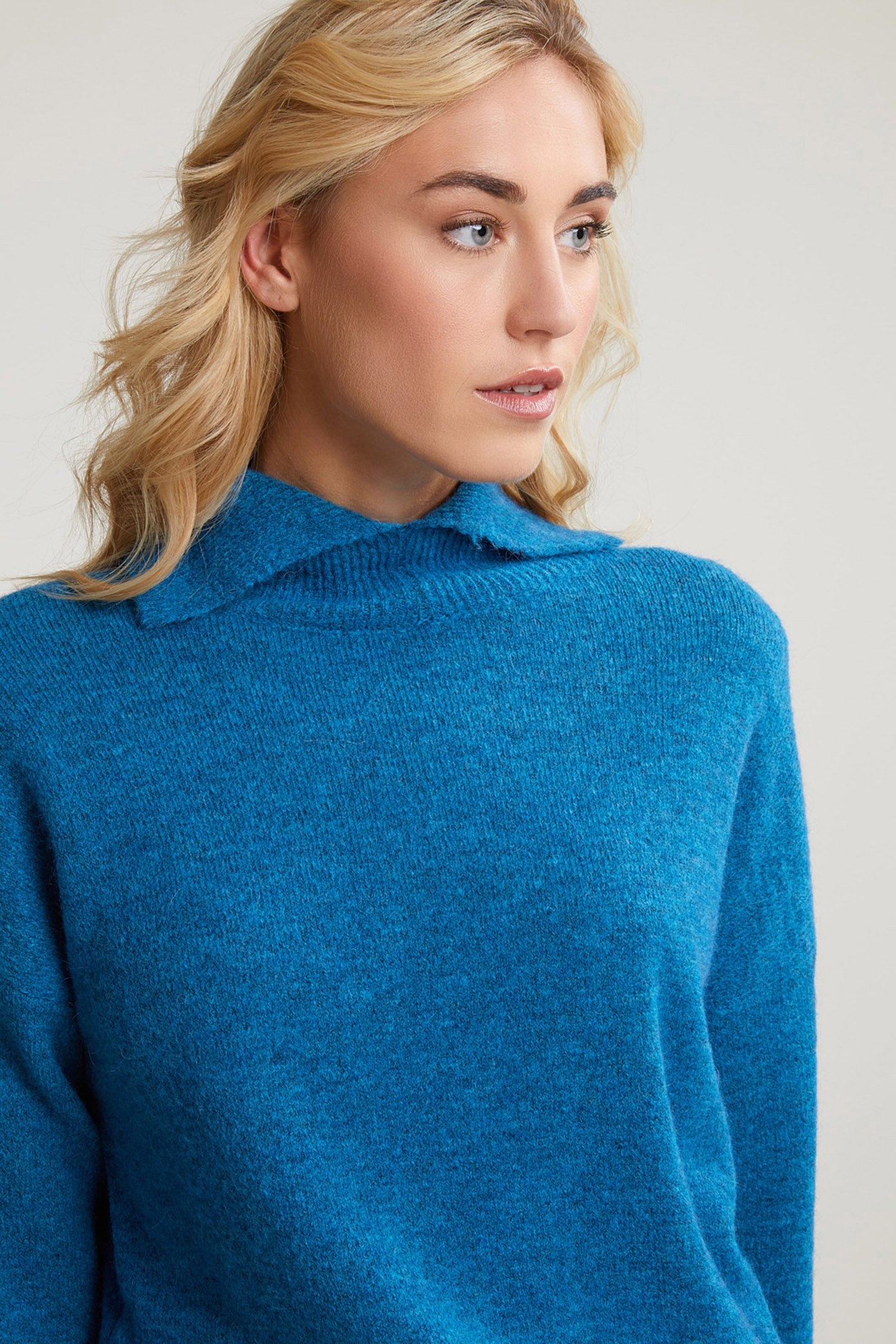 BLUE MOCK NECK SWEATER LONG SLEEVES 4