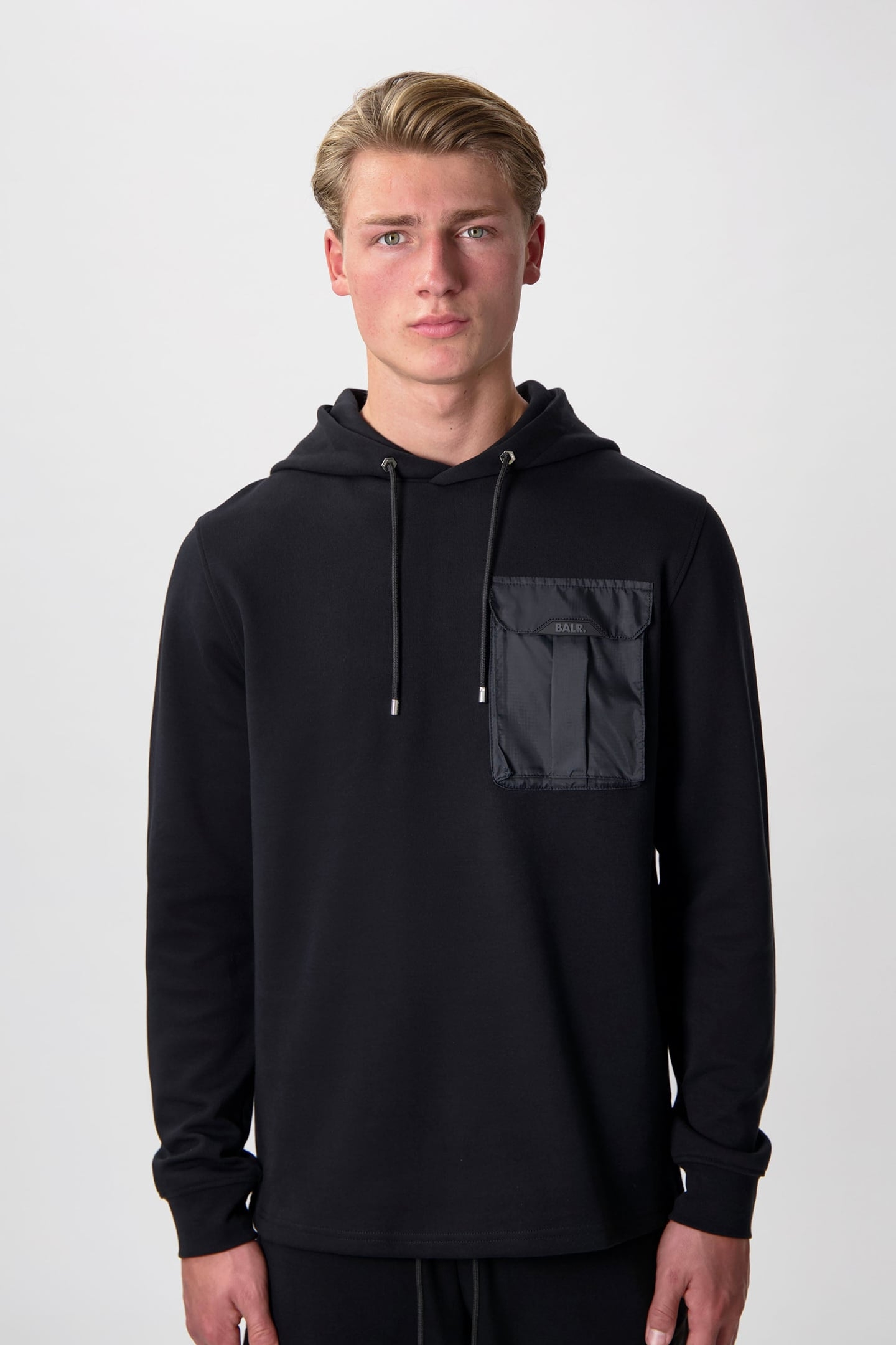 Q-CARGO REGULAR FIT HOODIE JET BLACK 1