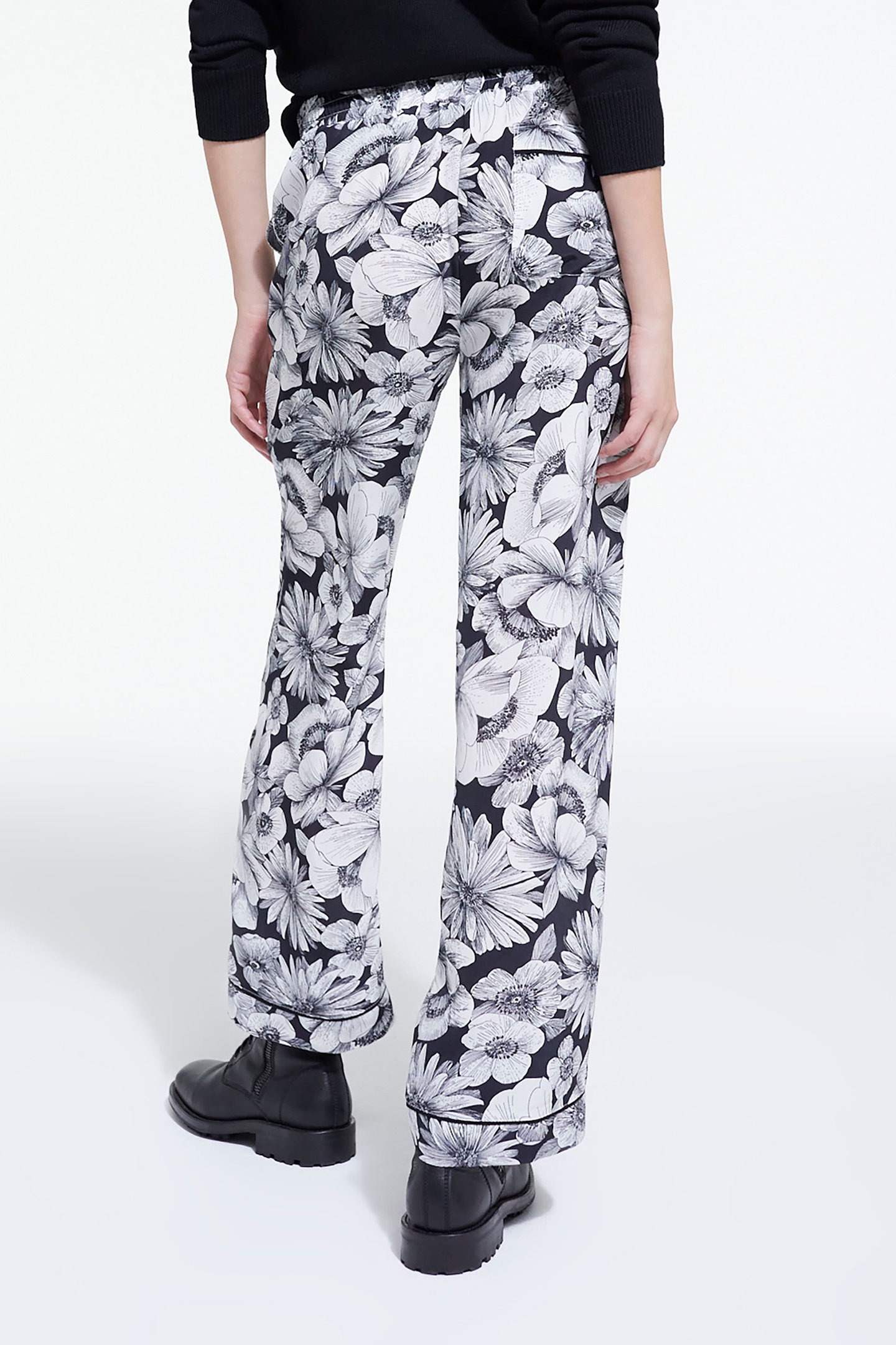 PANTALON ROMANTIC GARDEN BLACK WHITE 2