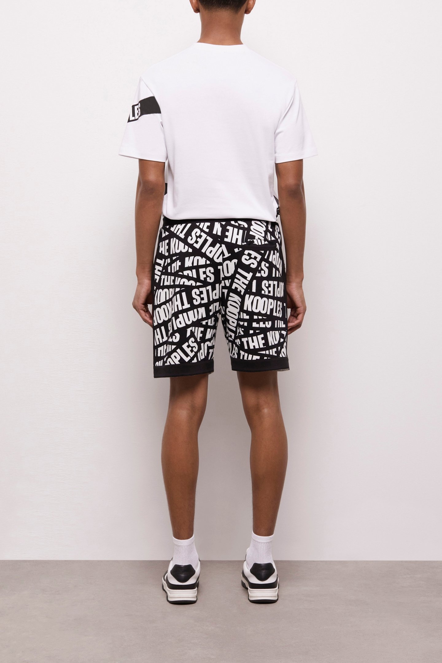 SHORT LOGO TAPE ALL OVER BLACK/WHITE 3