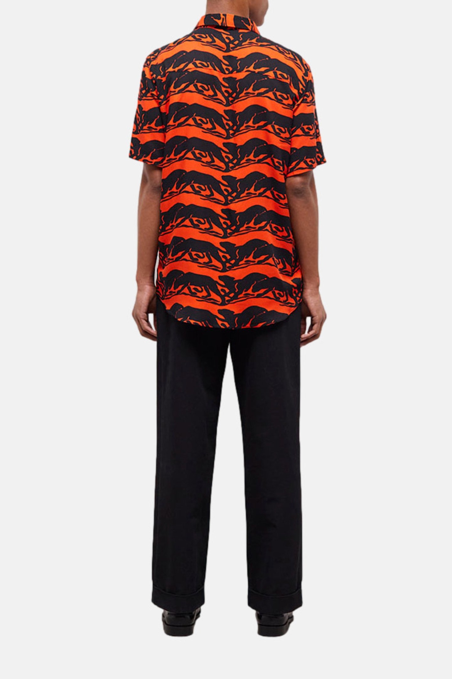 PRINTED SHORT-SLEEVED SHIRT WITH CLASSIC COLLAR BLACK-RED 2