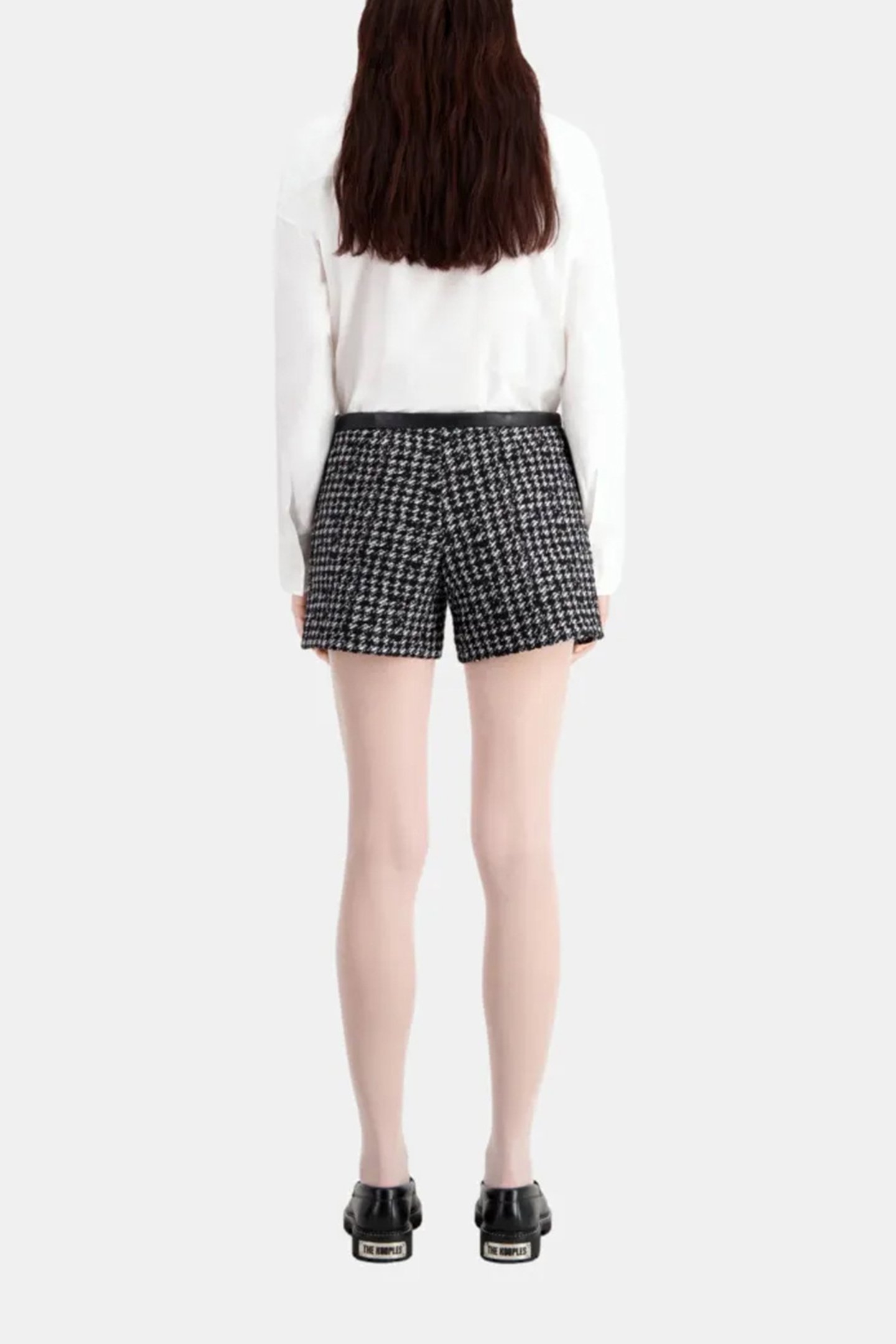TWO-POCKET FRONT SHORTS BLACK WHITE 2