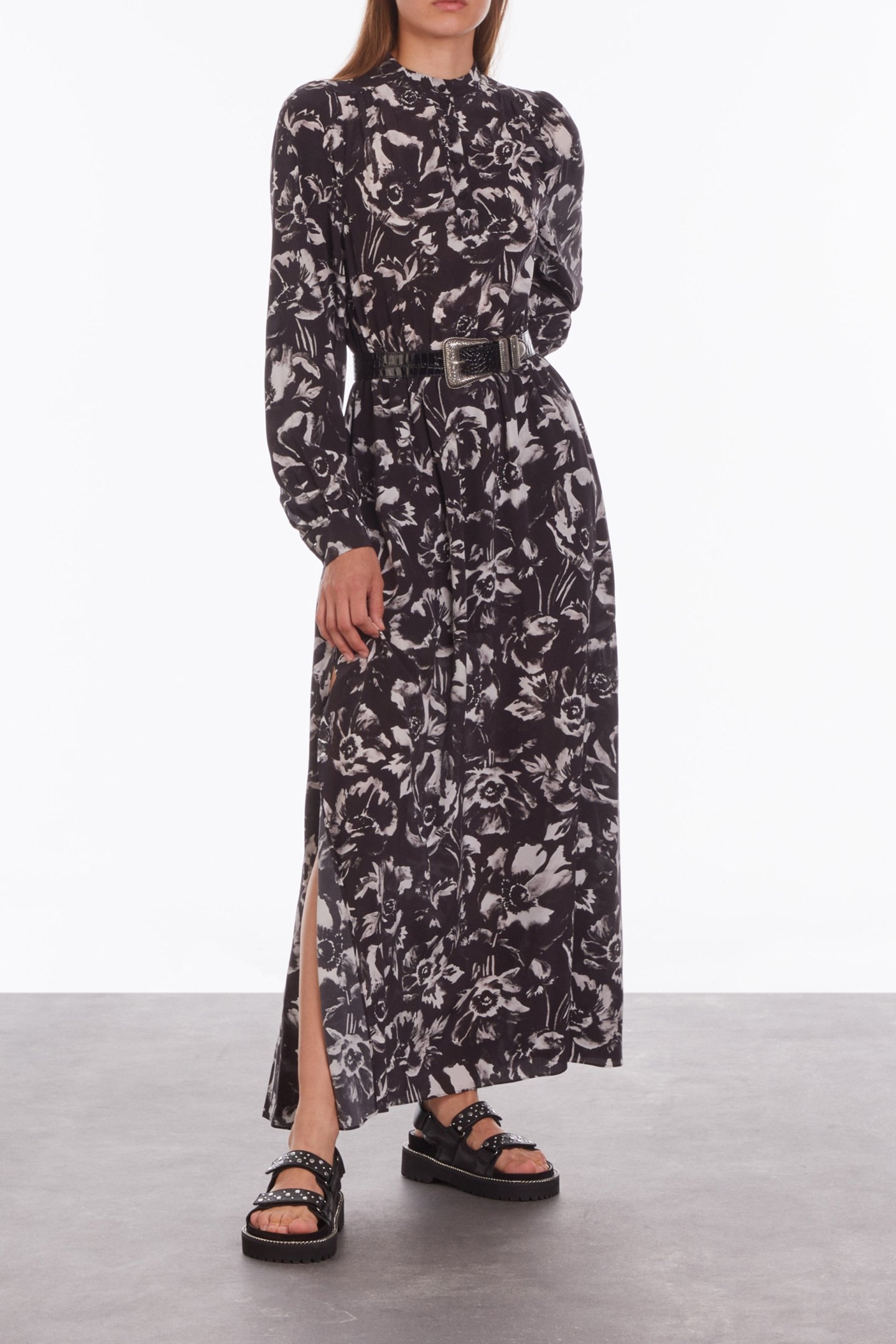 LEATHER SANDALS WITH STRAP AND CHAIN BLACK 2