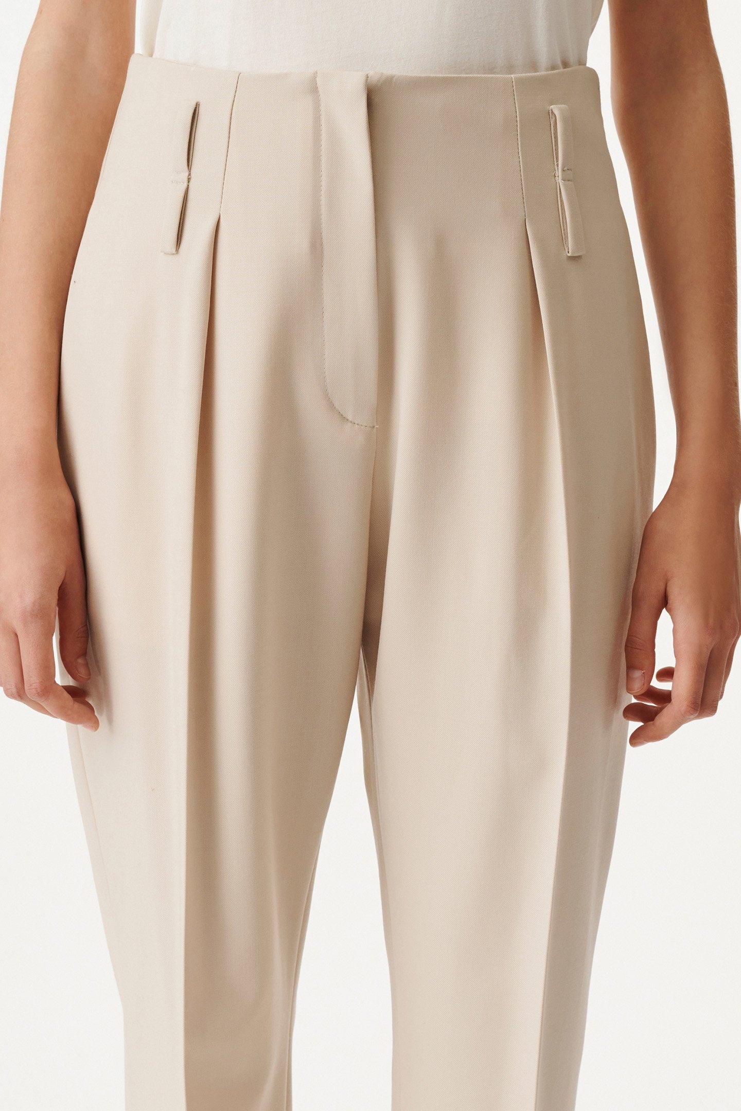 LUANIS TROUSER SAND 4