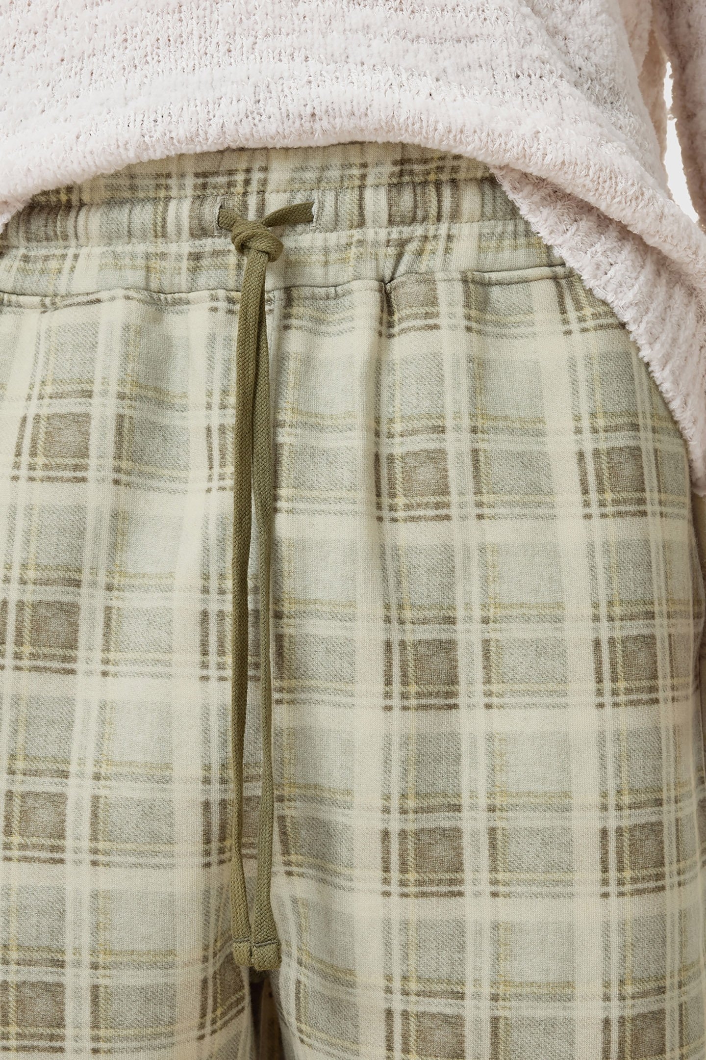 BENJI SWEATSHORT DUSTY LIGHT BROWN 5