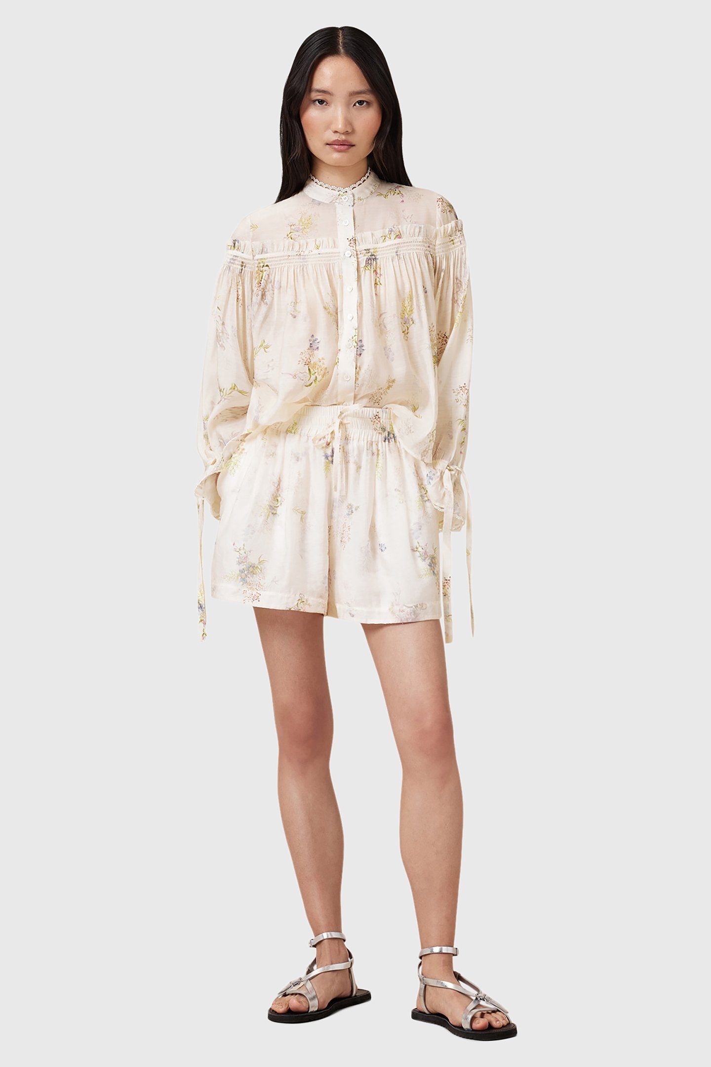 ISLA SHORT LACI ECRU WHITE 3