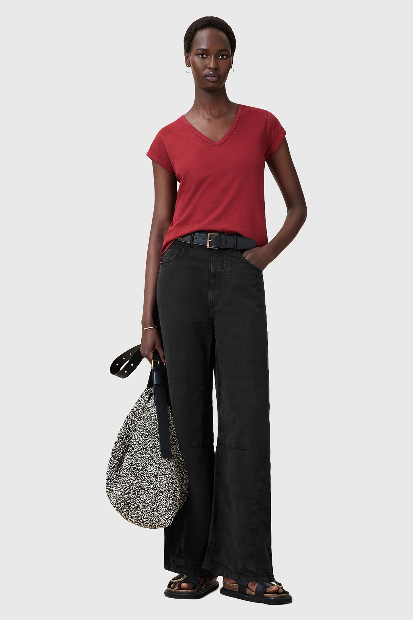 ANNA V TEE BURNT BRICK RED 5