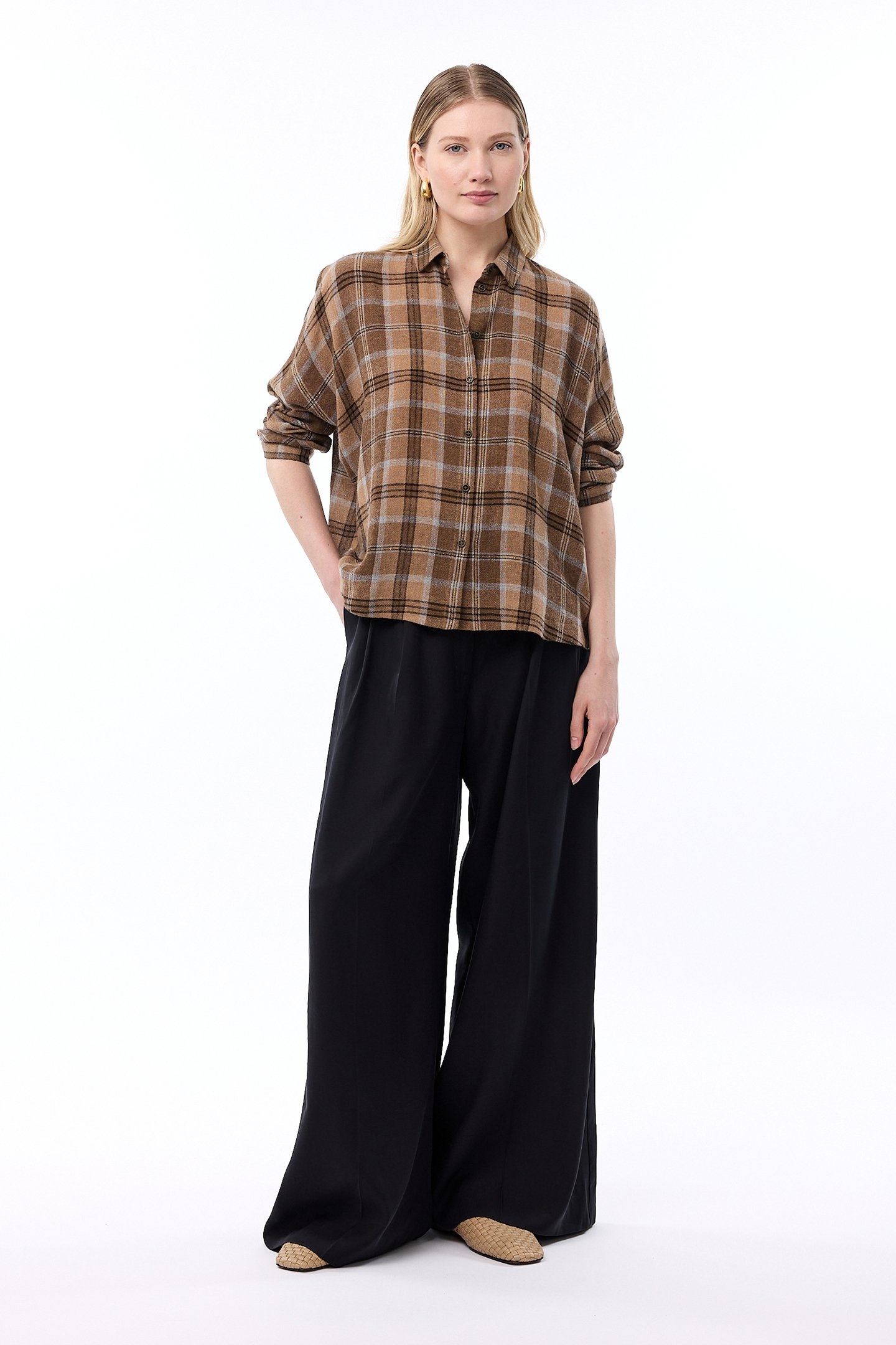 DAISY BLOUSE BROWN 3