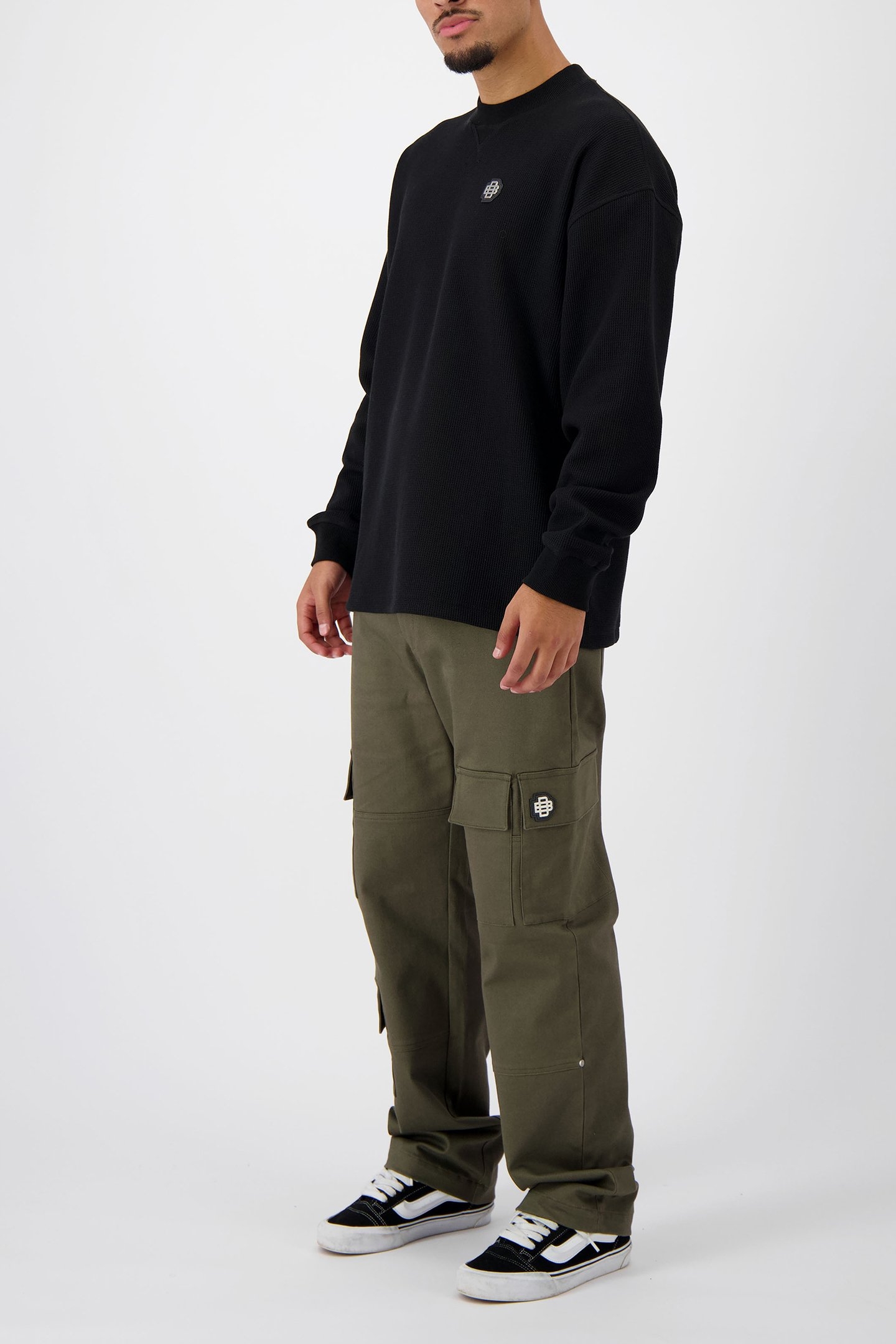 MONOGRAM WAFFLE CREWNECK BLACK 2