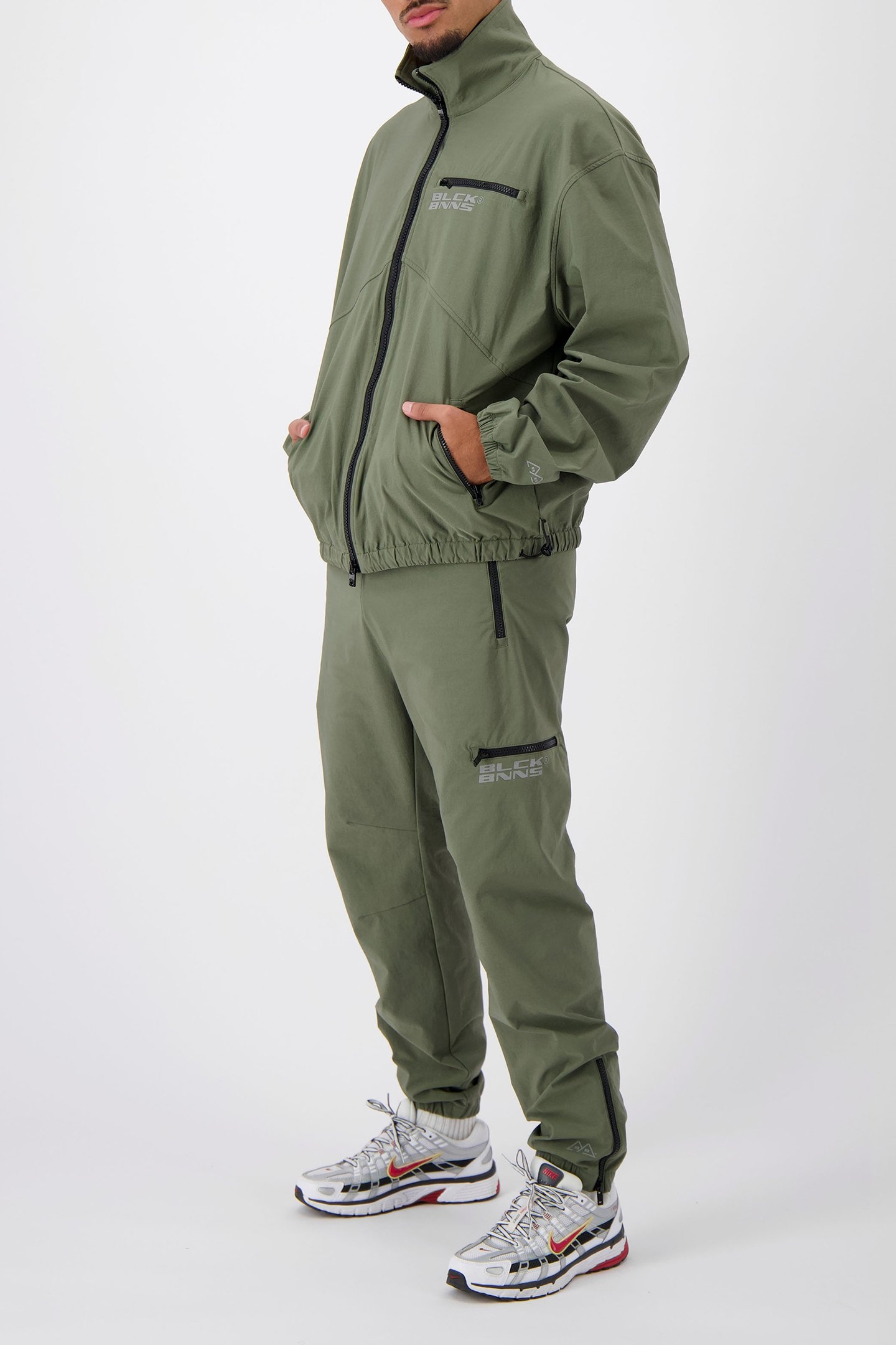 INITIAL TECH JACKET MOSS GREEN 2
