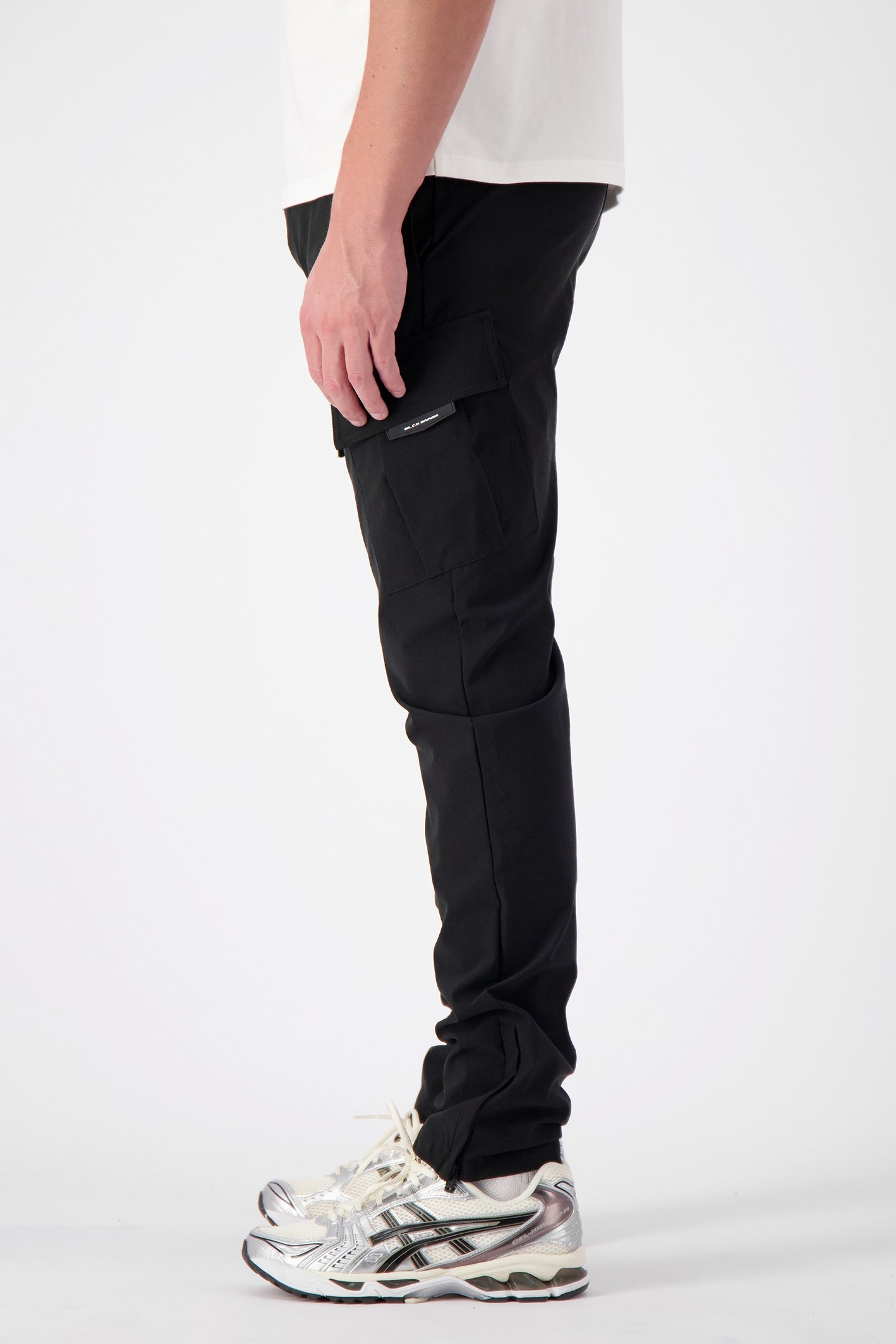 TECH CARGO PANTS BLACK 3