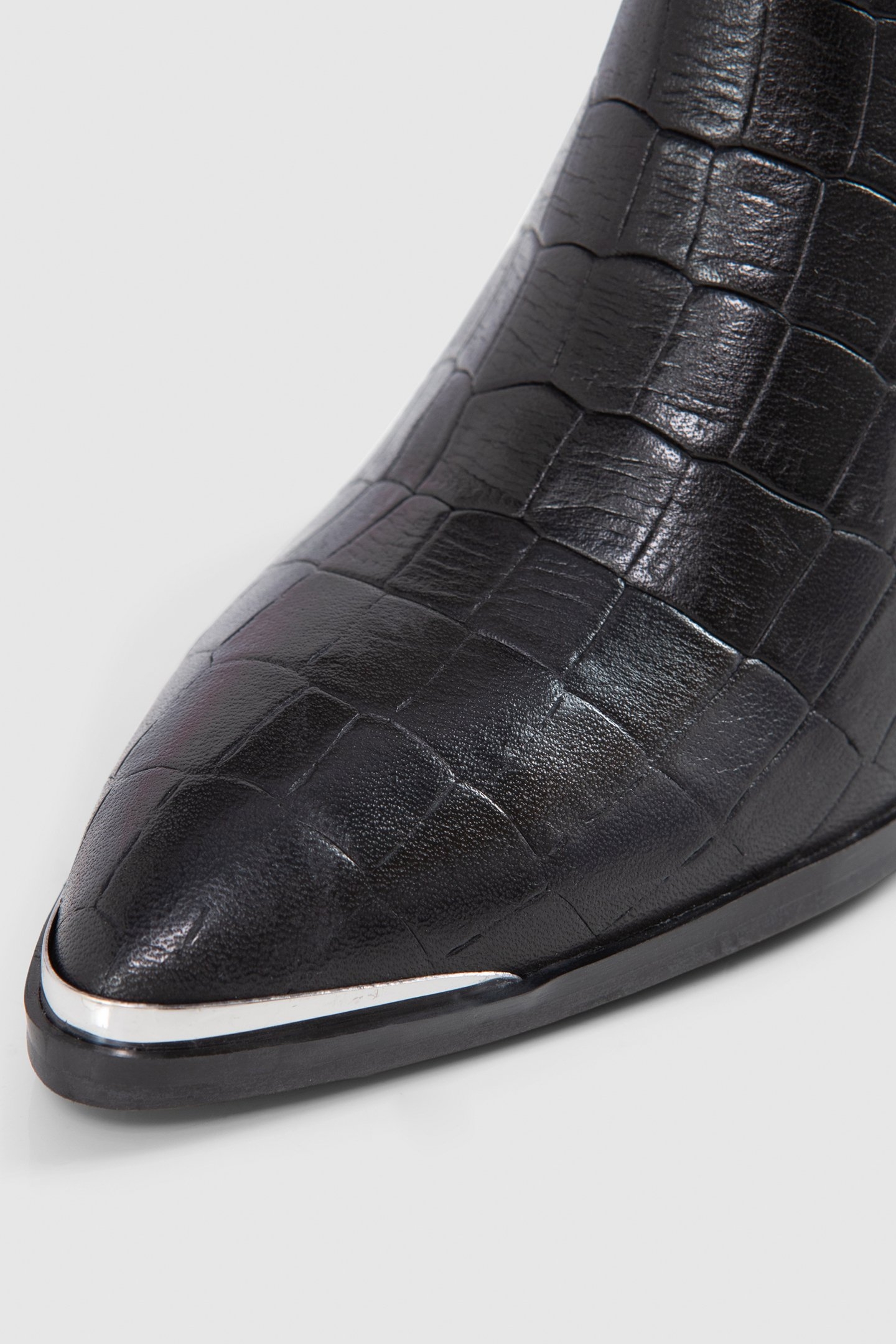 BLACK EMBOSSED LEATHER LOW BOOTS WITH METAL CLIP BLACK 4