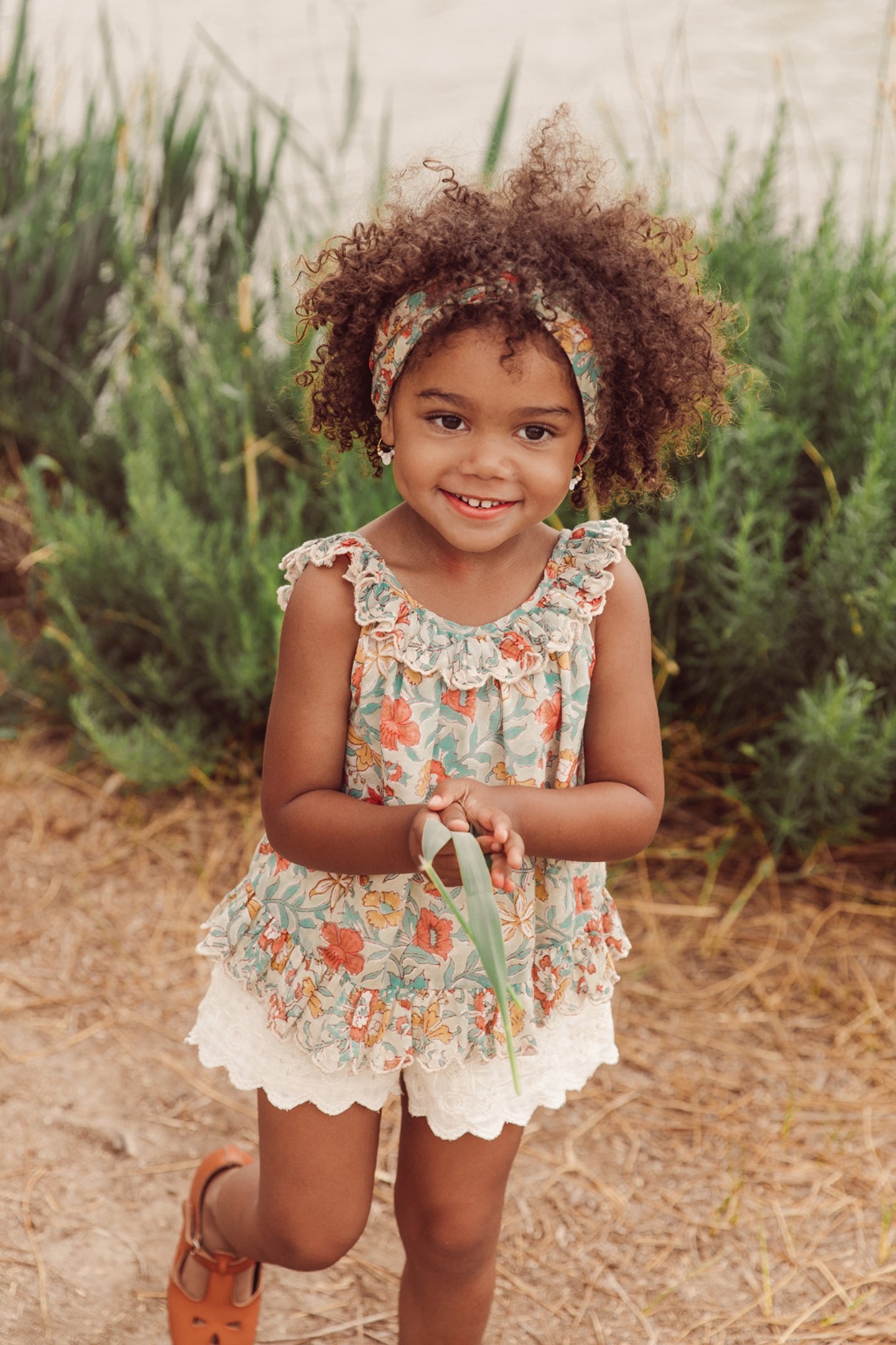 TOP ZELIE WATER FLOWERS 1