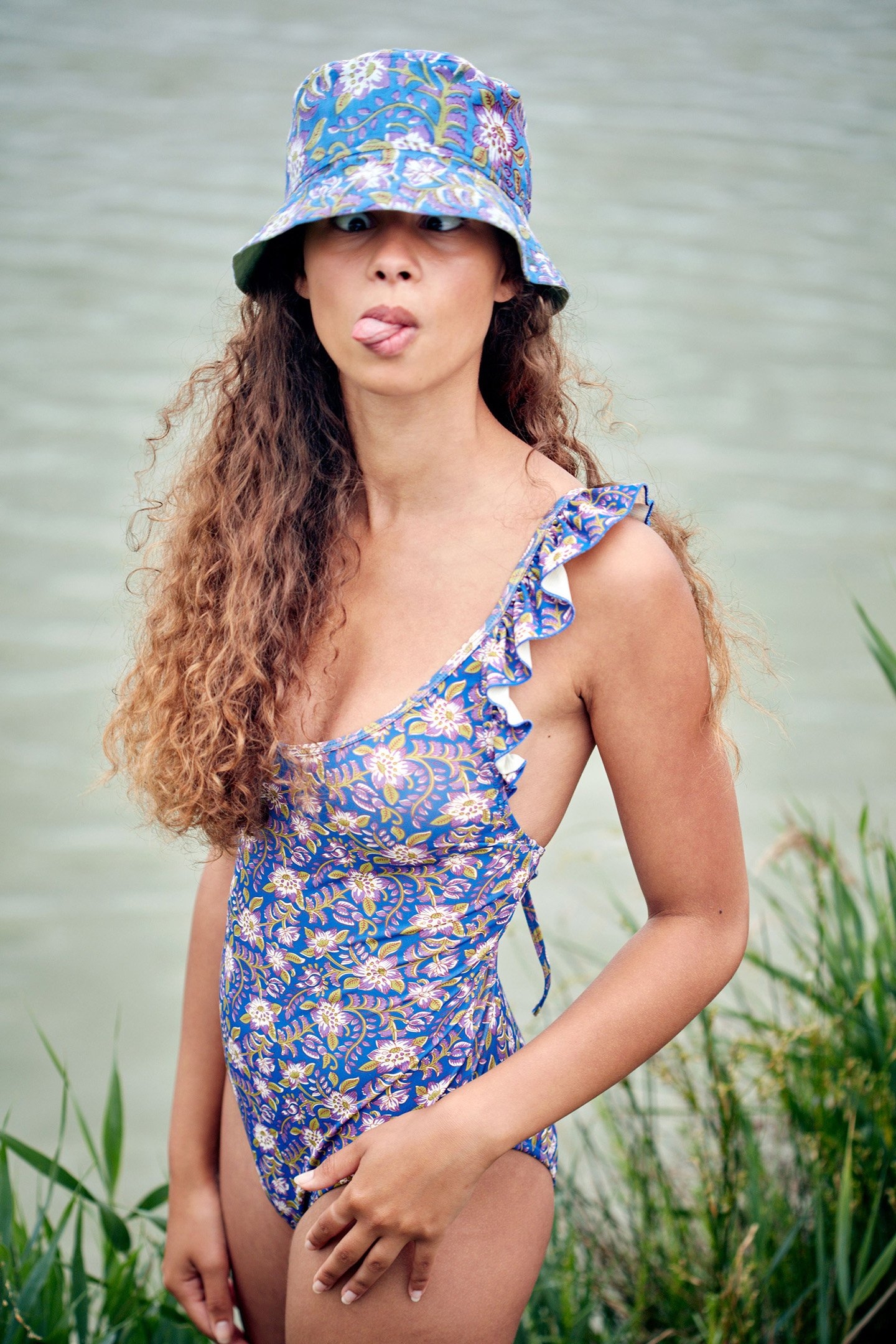 BATHING SUIT REVA BLUE FLOWERS 4