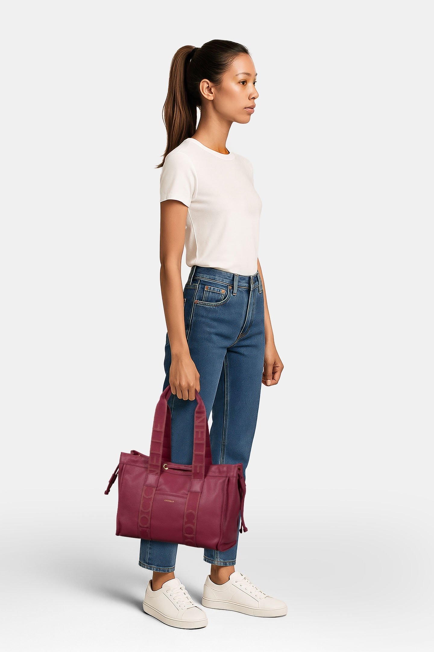 GRAINED LEATHER SIGNATURE TOTE BAG 1