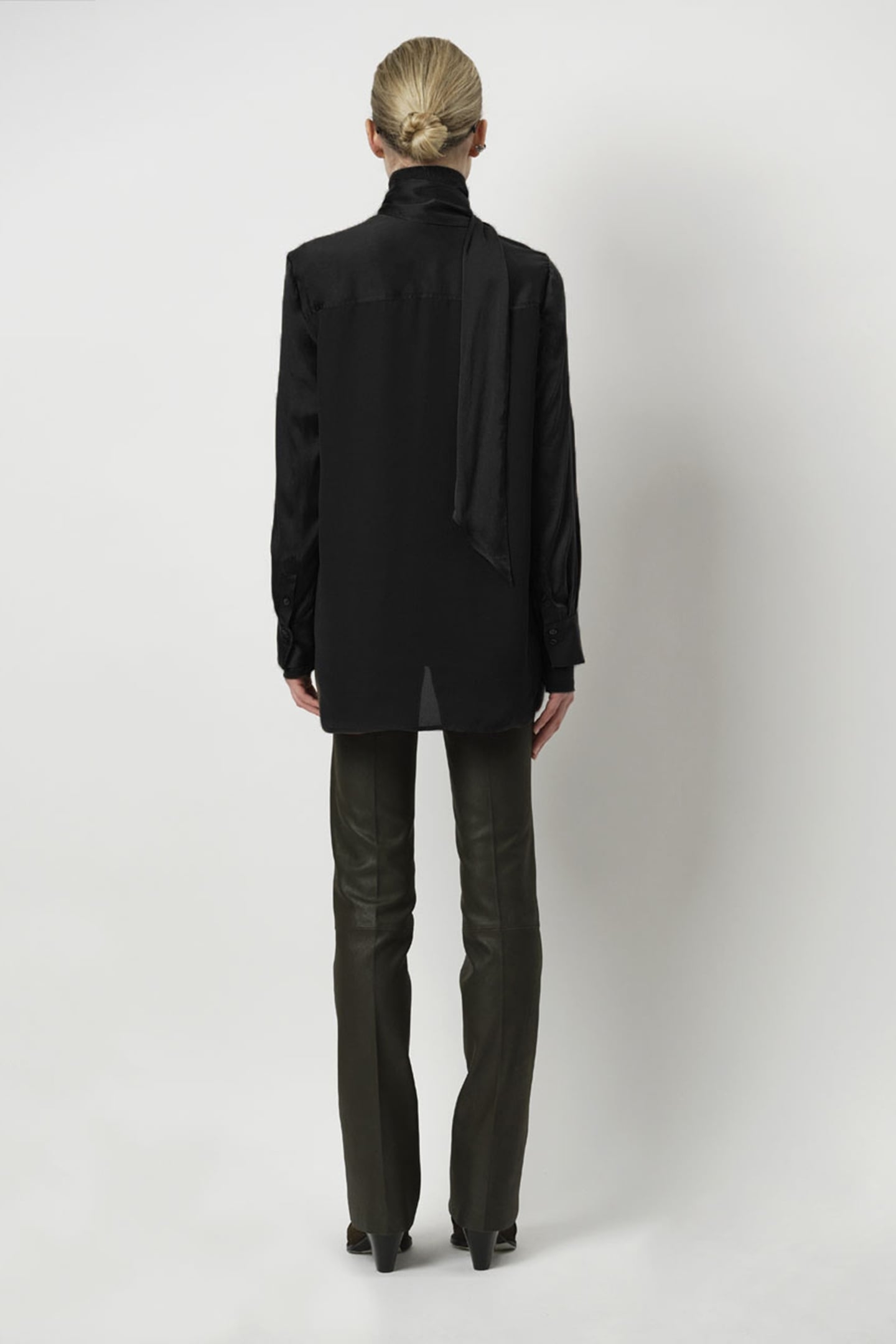 MYSTÈRE SCARF SILK BLOUSE RAVEN 2