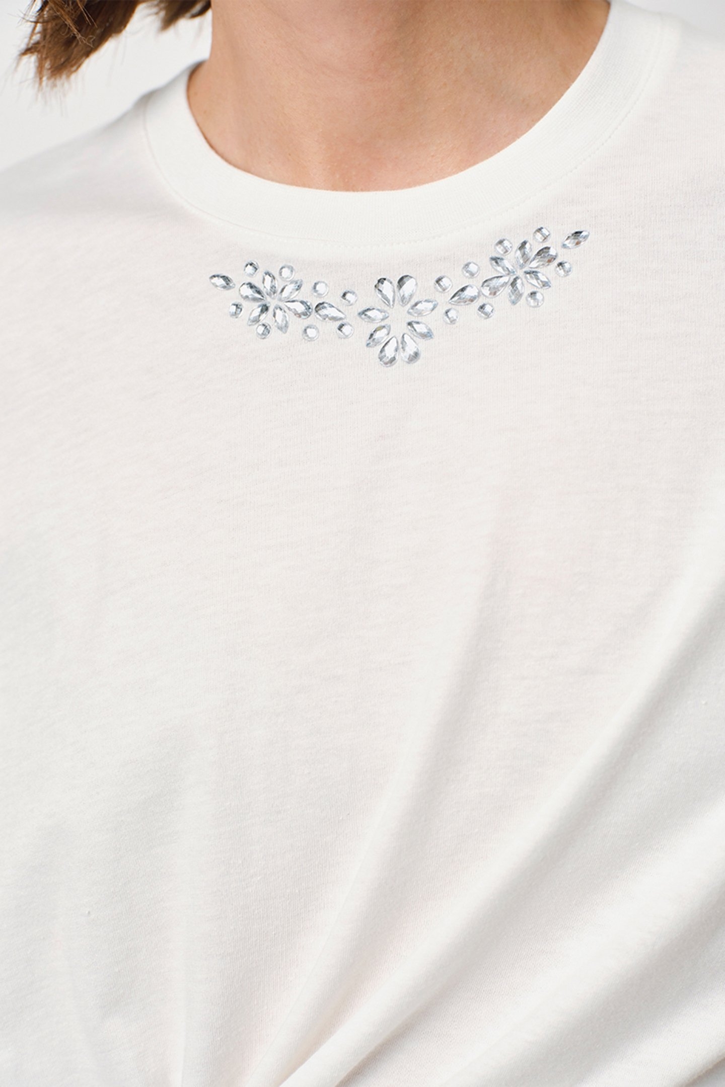 RYLIN EMBELLISHED TEE MILK WHITE 5