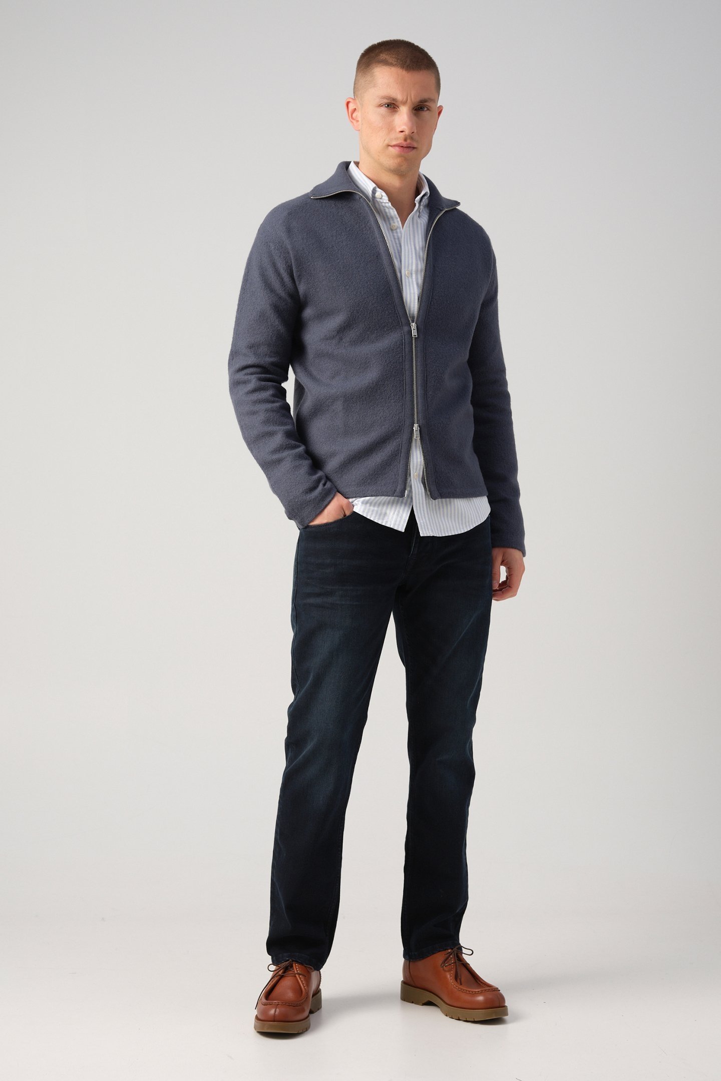 J.C. RAGS RANDY VEST OMBRE BLUE 2