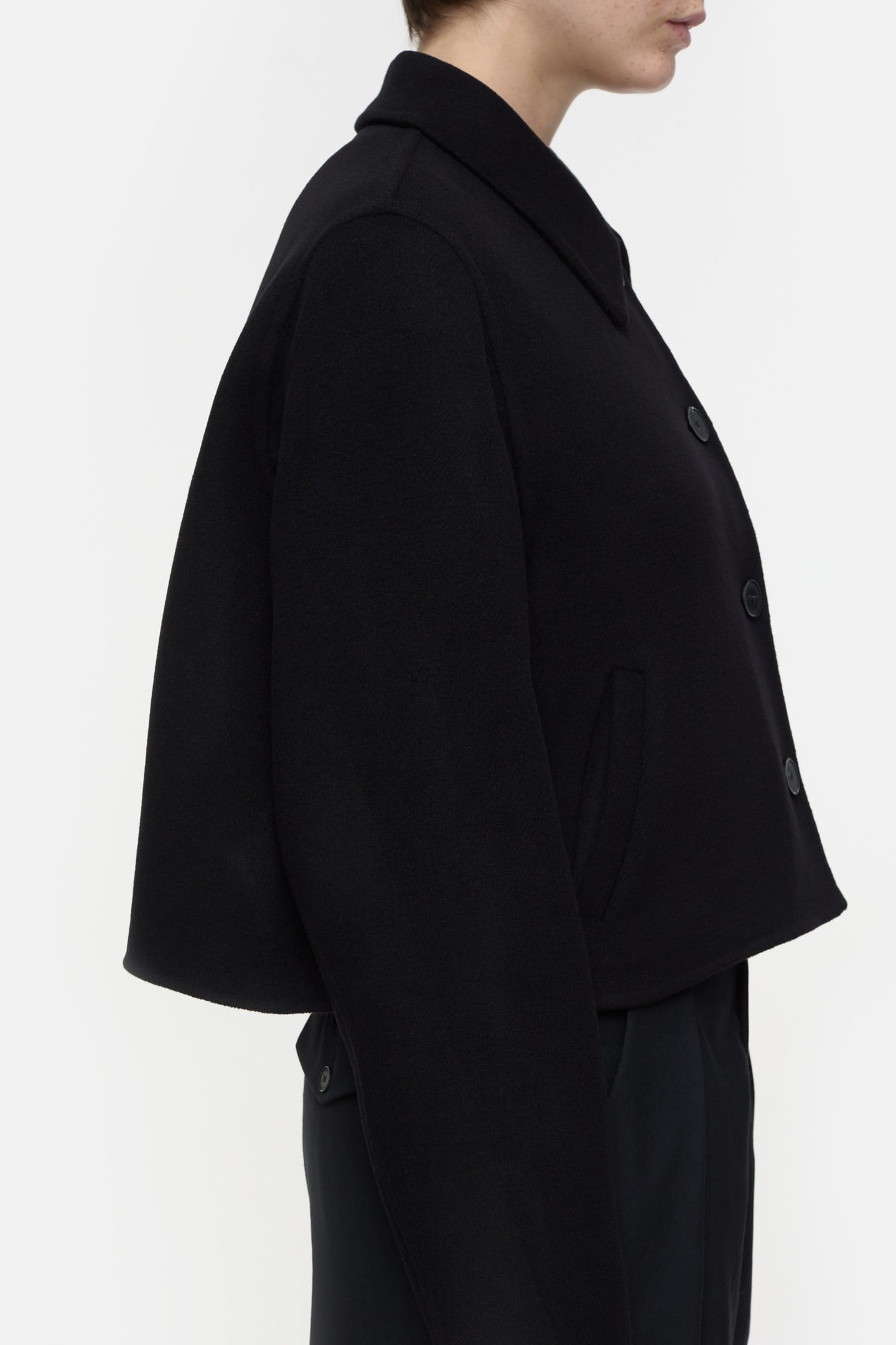 CROPPED JACKET BLACK 4