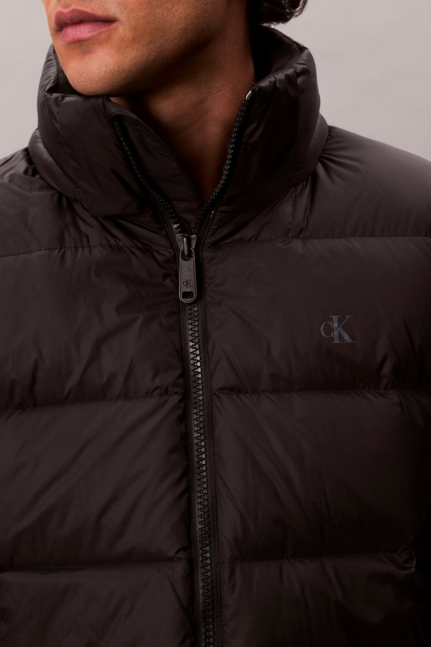 LONGSLEEVE NYLON ZIP OFF HOODIE BLACK 6