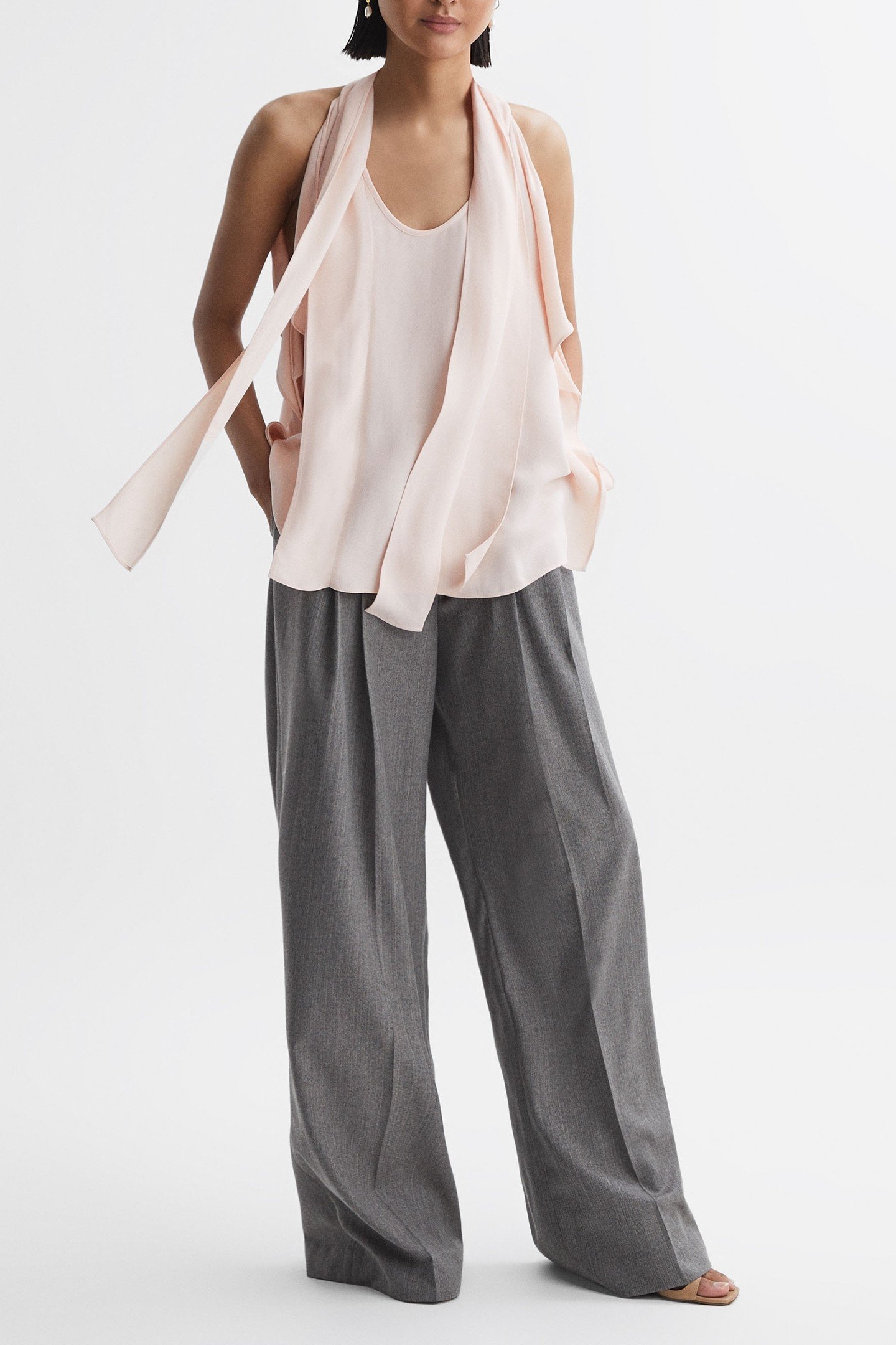 TIE NECK SHELL NUDE 1