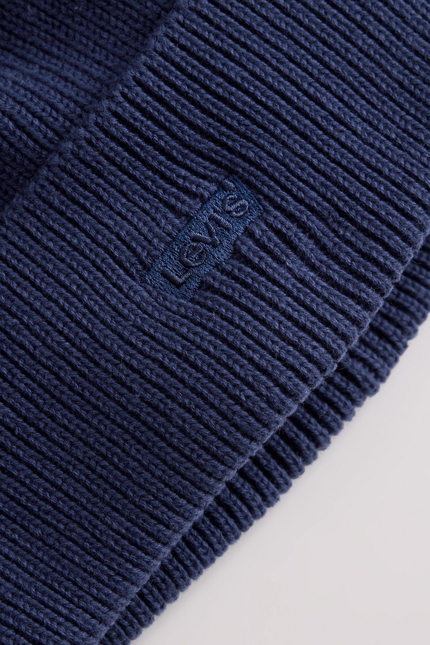 ESSENTIAL BEANIE BLUE 4