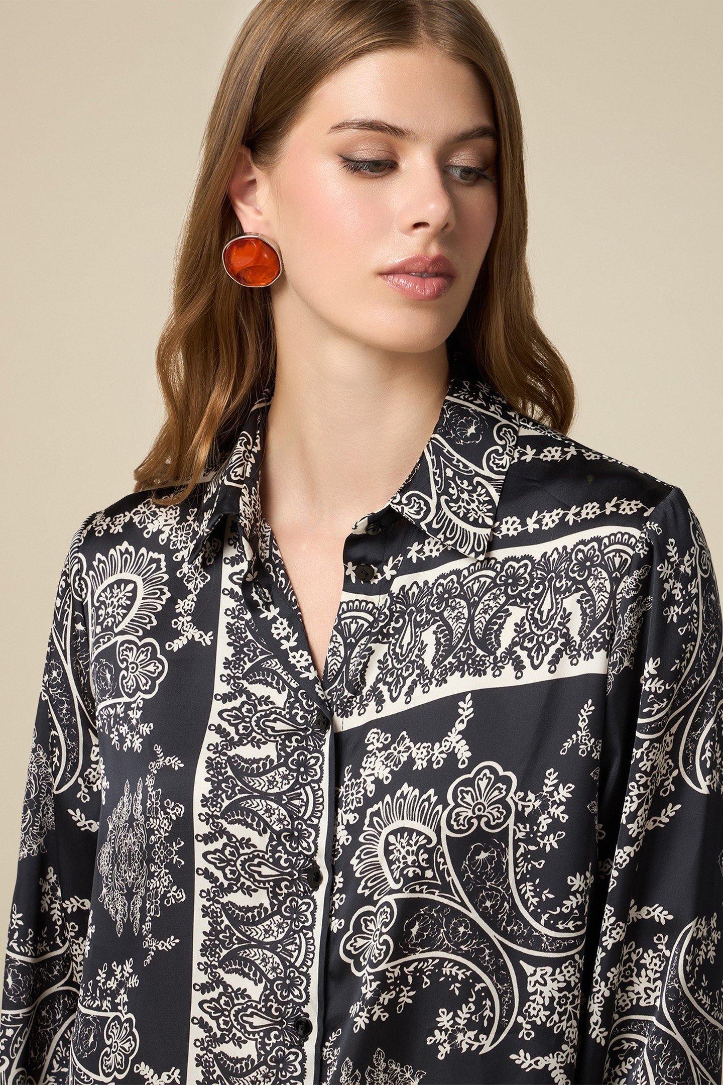 PATTERNED SATIN SHIRT BLACK 4